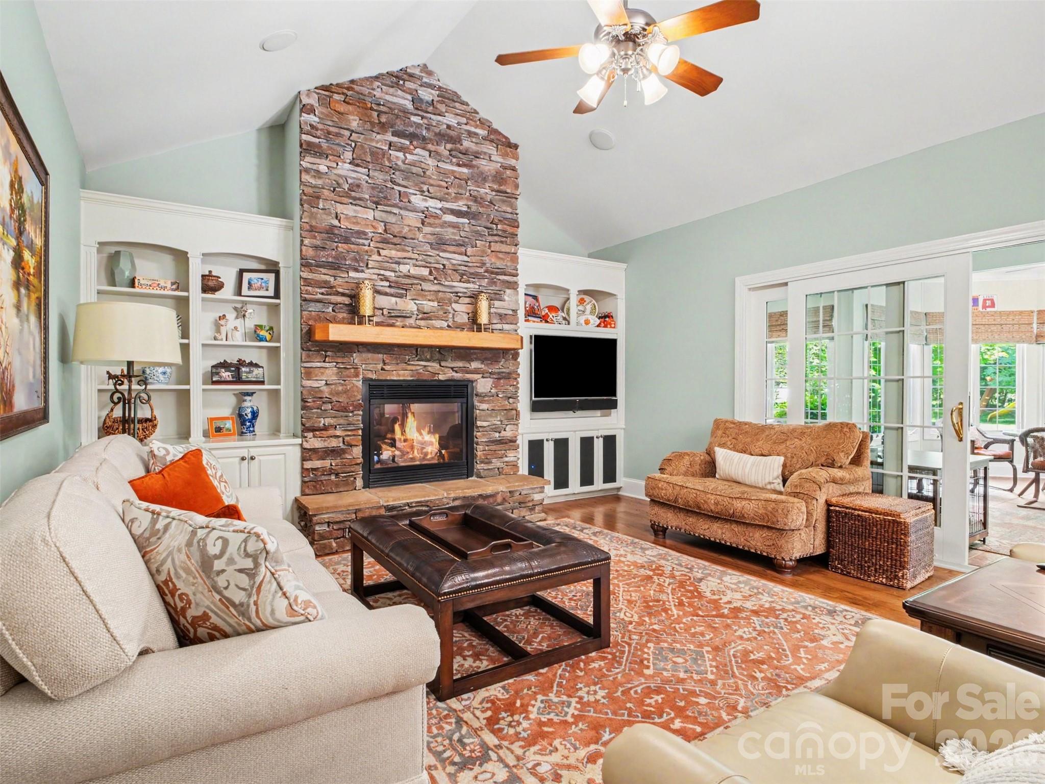 1422 Stone Gate Drive — Shelby