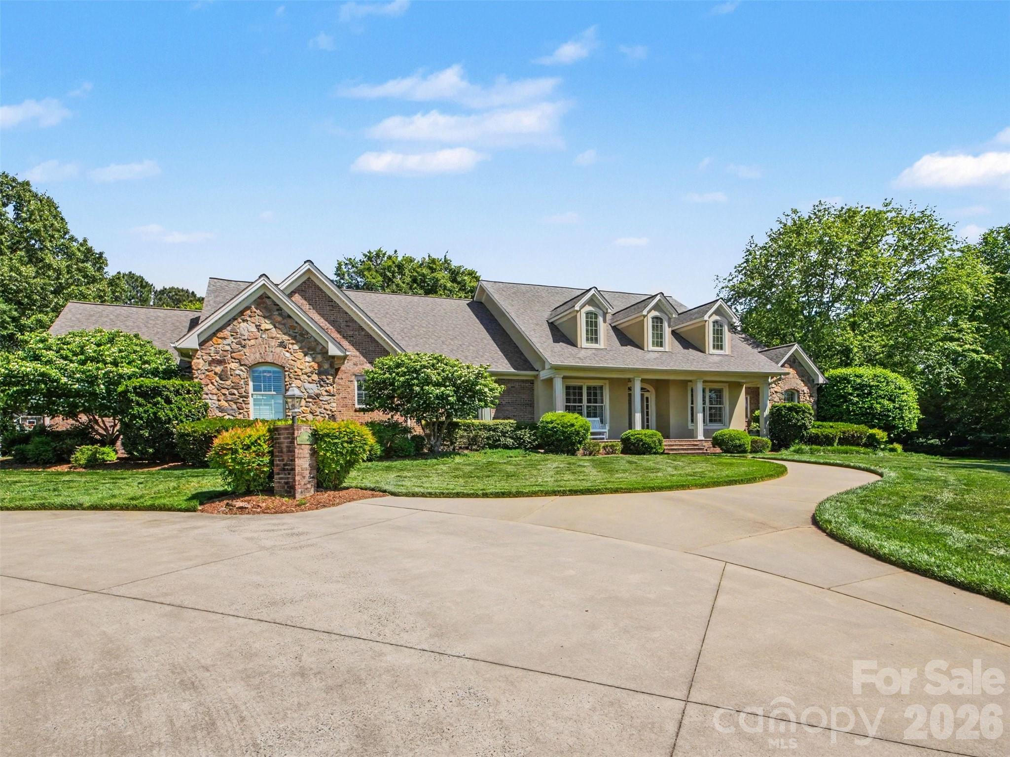 1422 Stone Gate Drive — Shelby