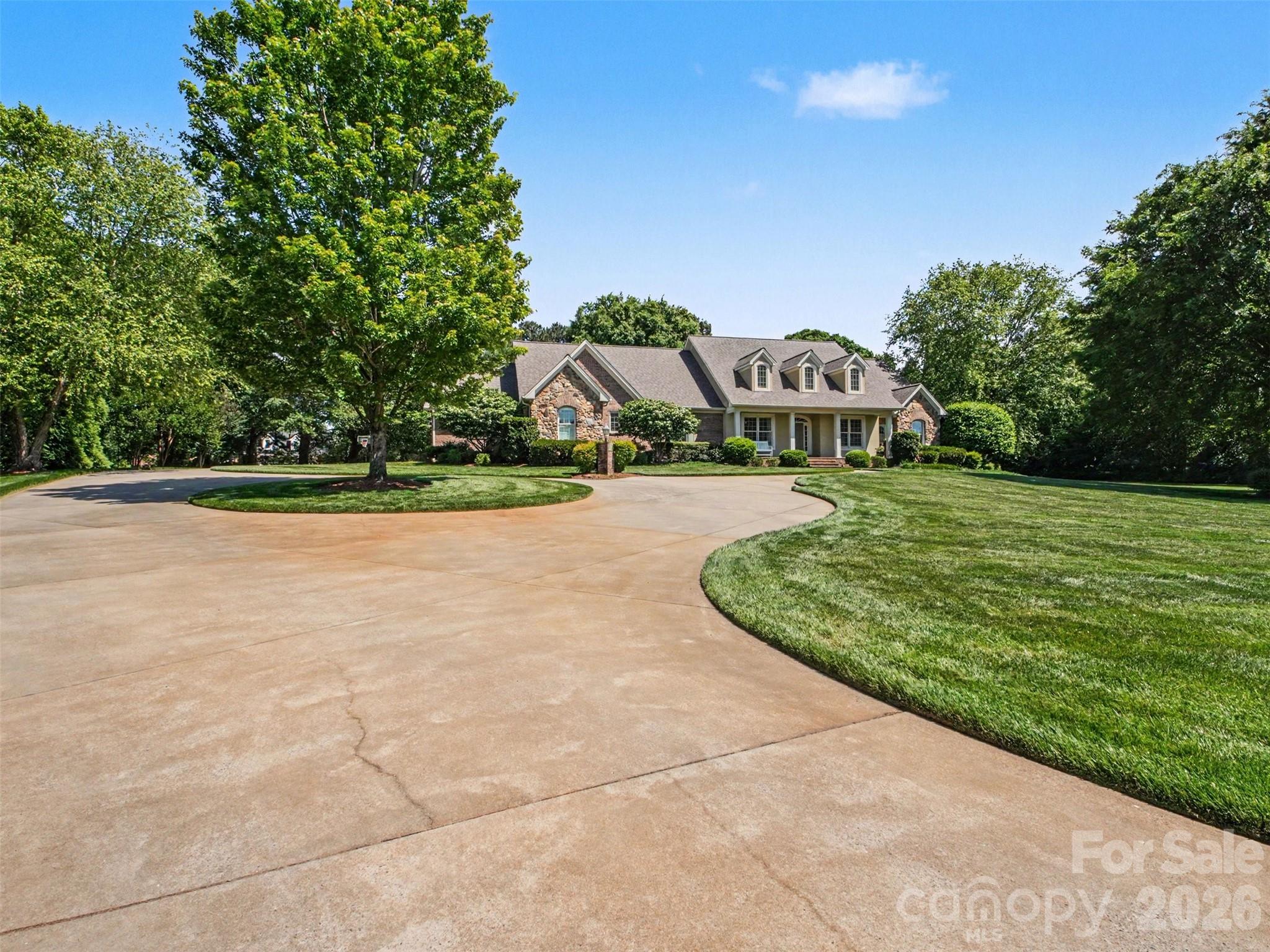 1422 Stone Gate Drive — Shelby