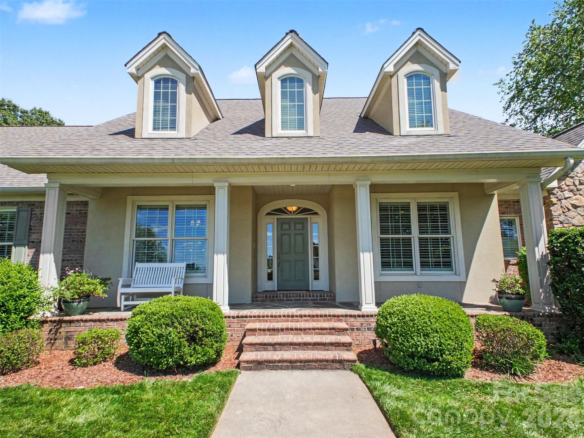 1422 Stone Gate Drive — Shelby