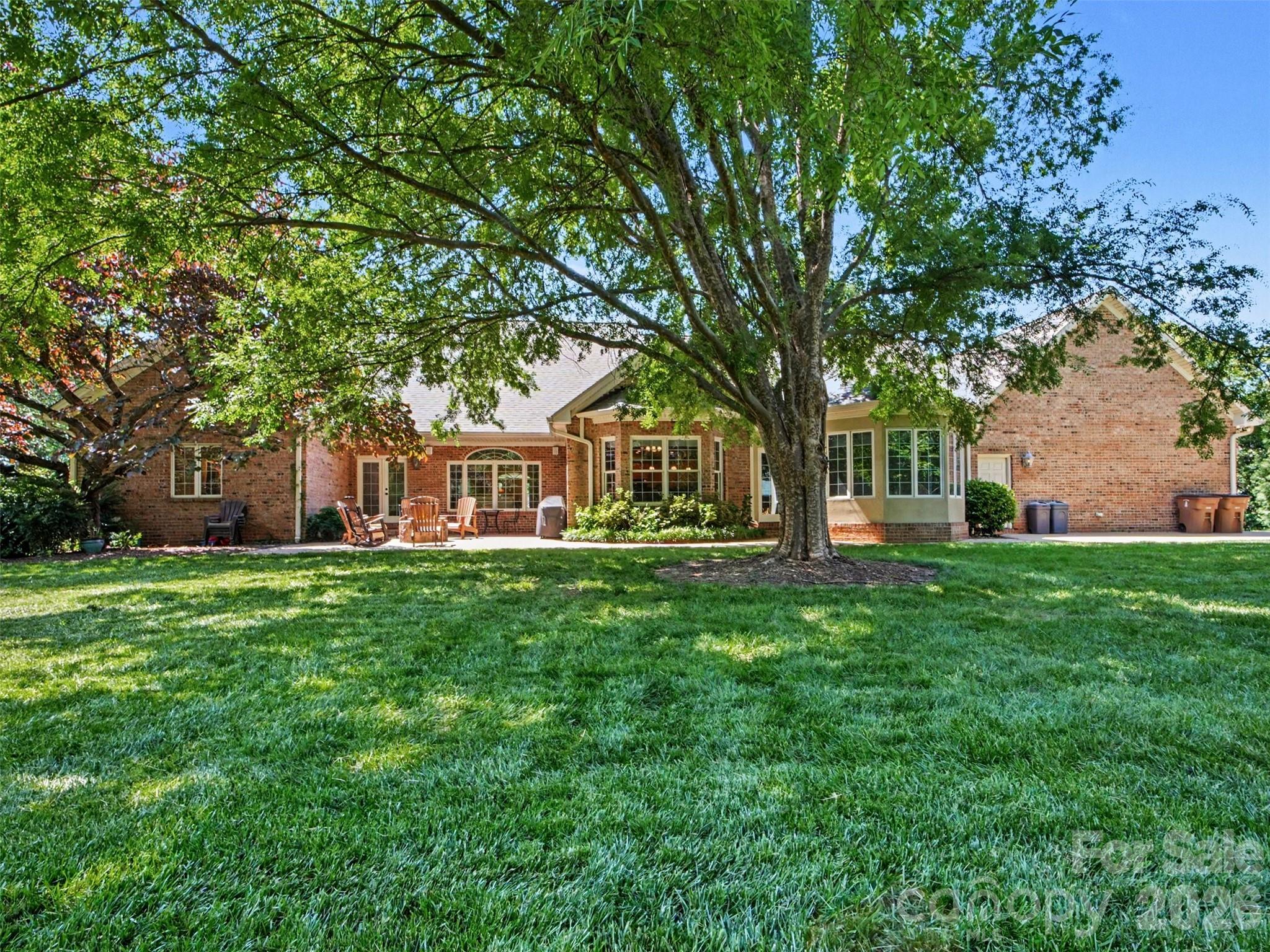 1422 Stone Gate Drive — Shelby