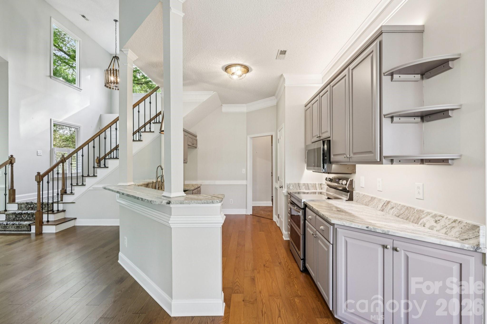 206 Millingport Lane — New London