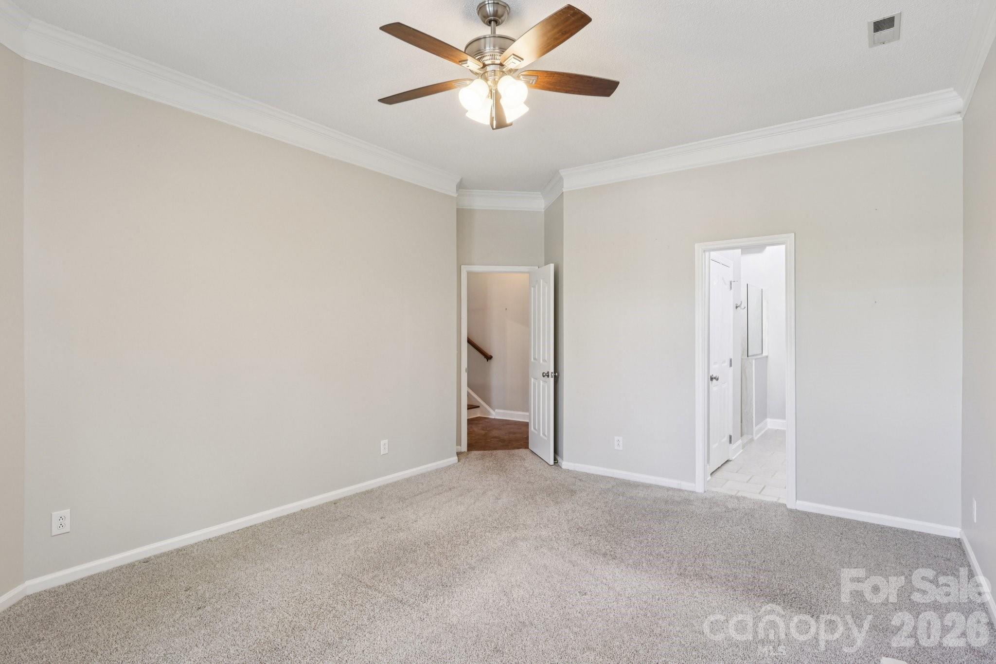 206 Millingport Lane — New London