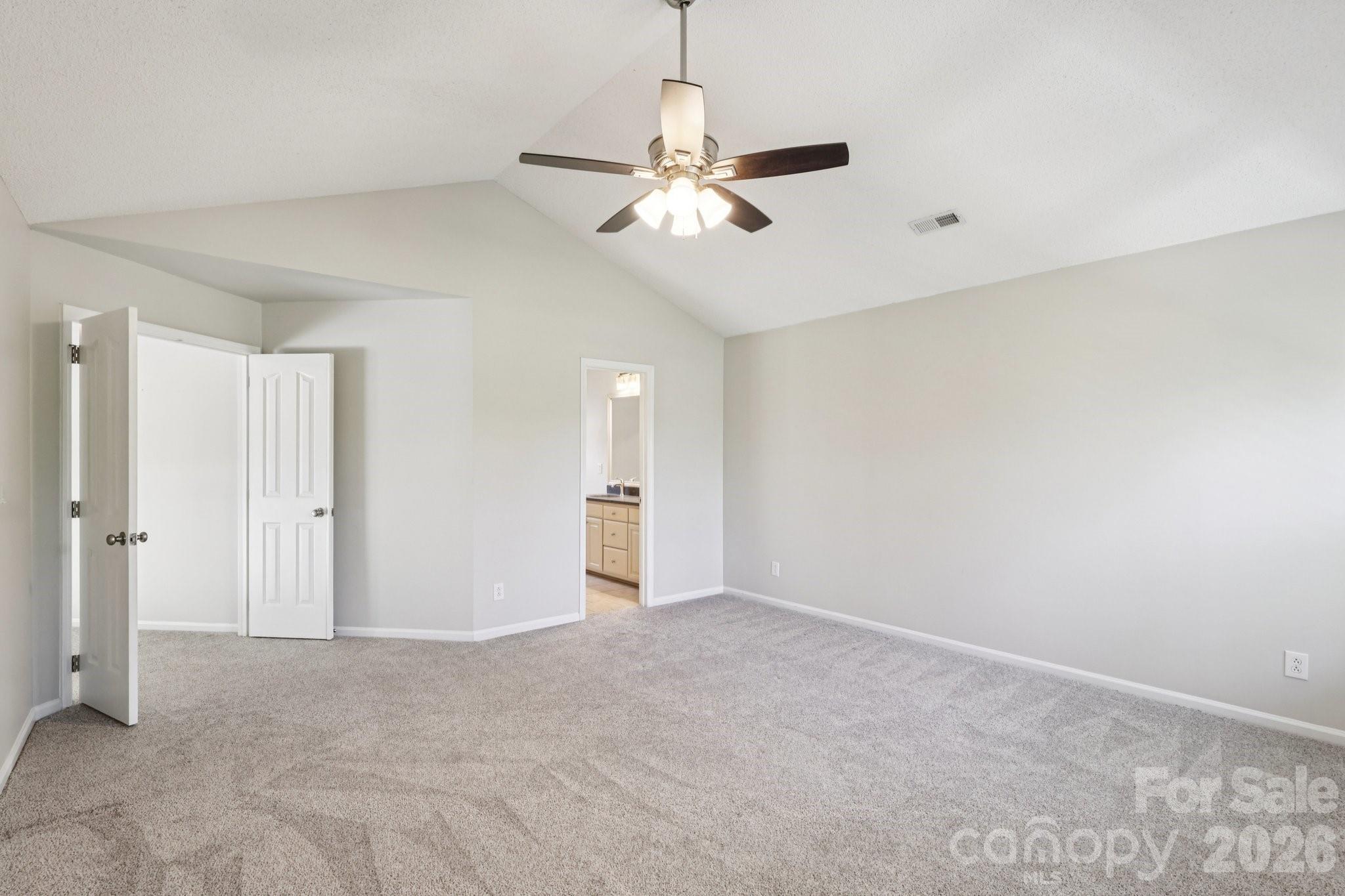206 Millingport Lane — New London
