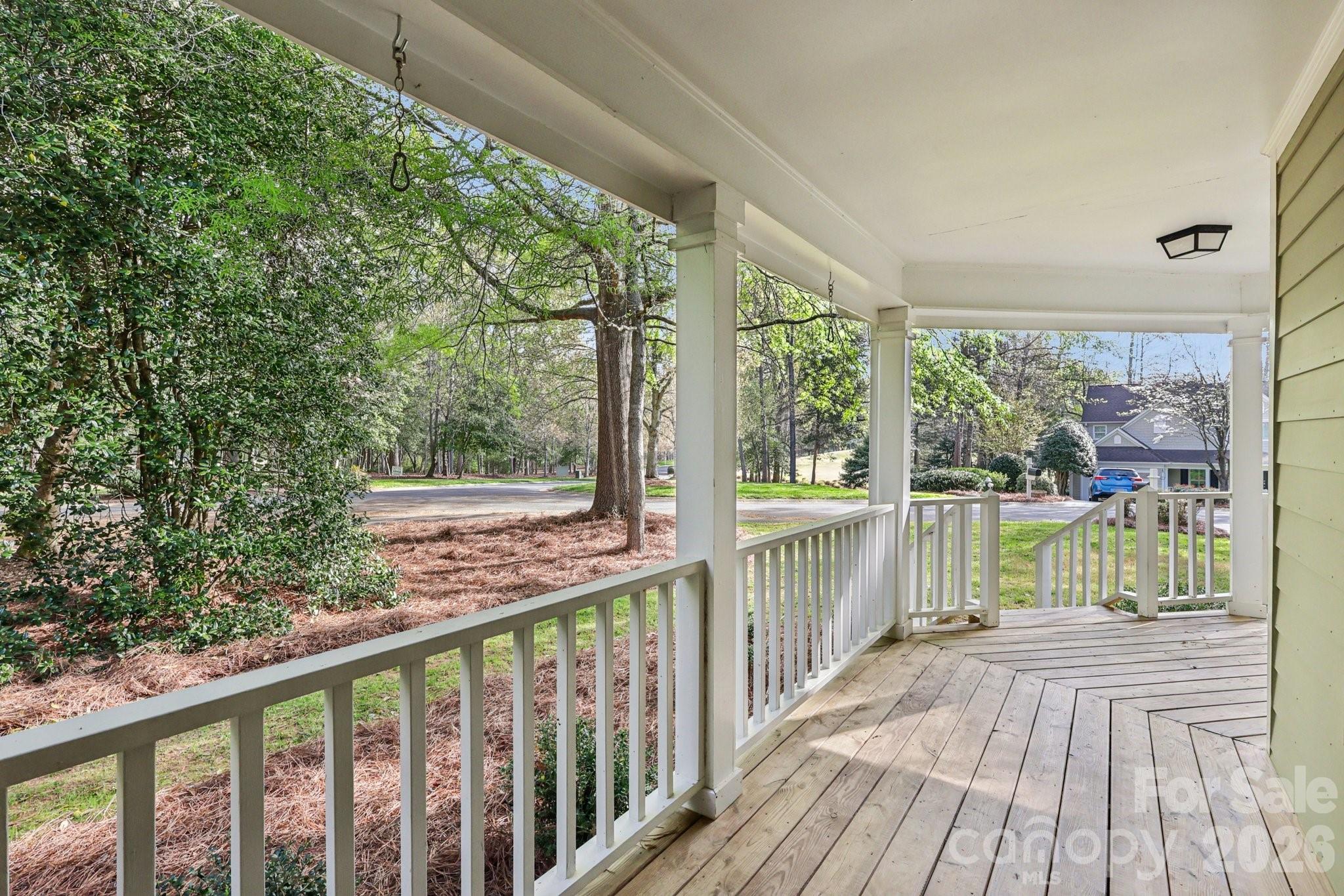 206 Millingport Lane — New London