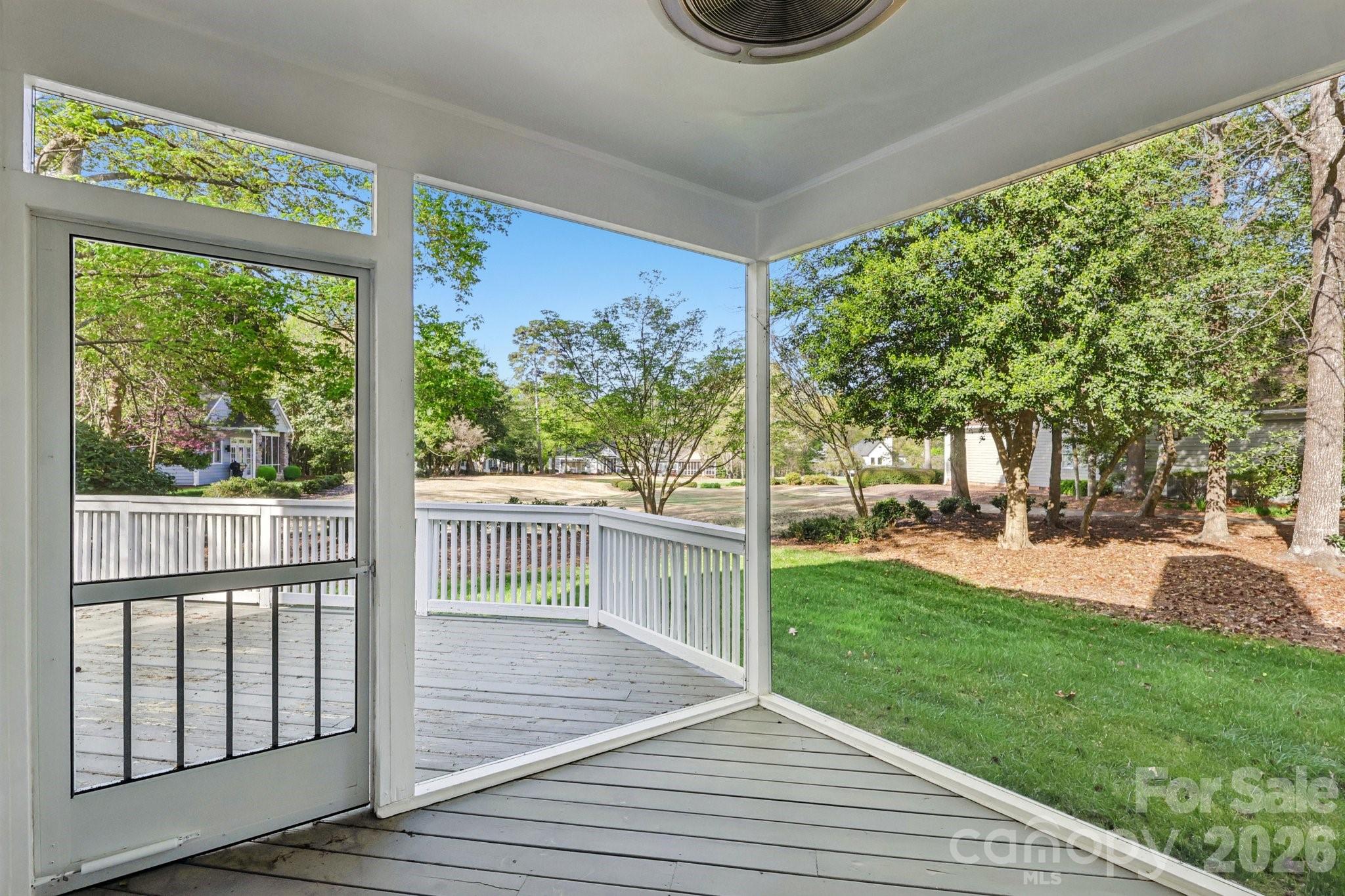 206 Millingport Lane — New London