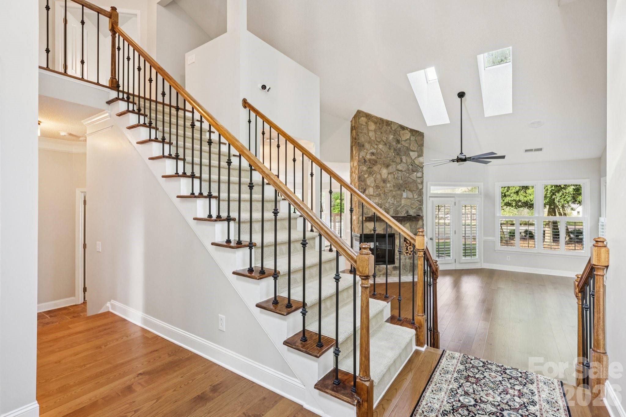206 Millingport Lane — New London