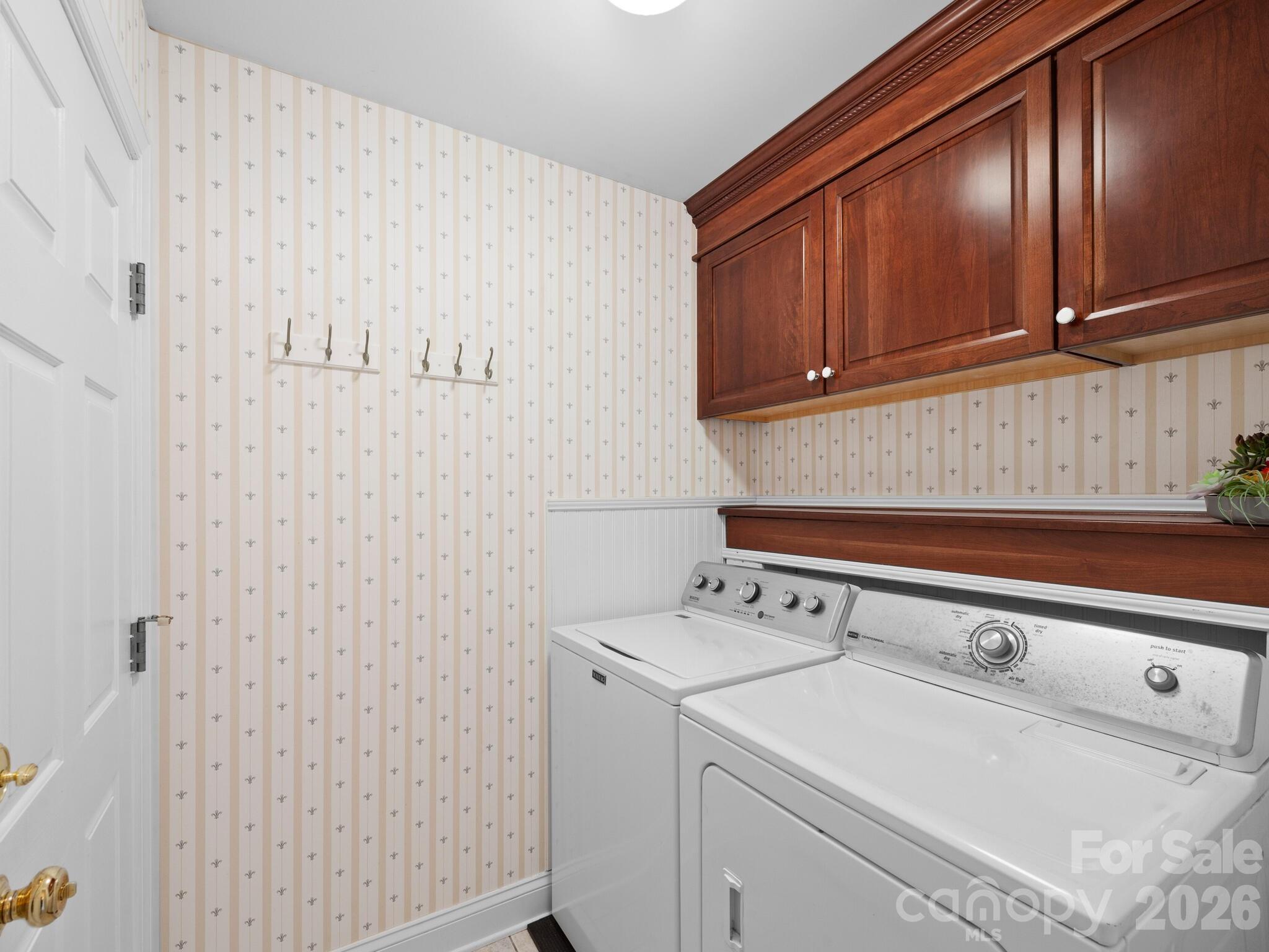 223 Fairway Terrace — Canton