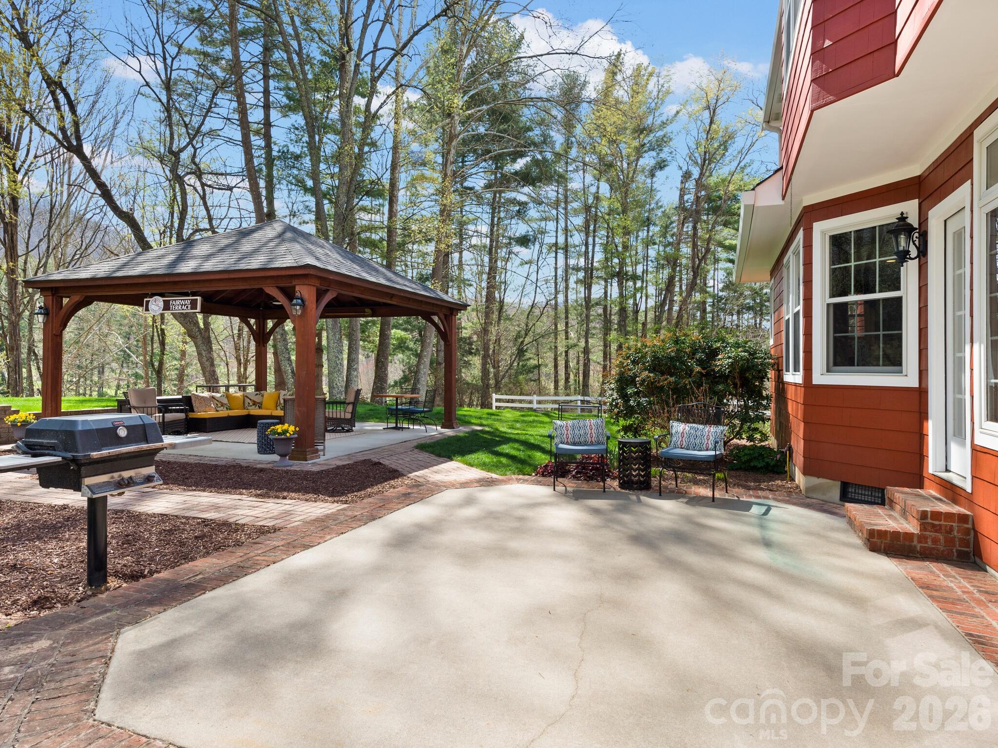 223 Fairway Terrace — Canton