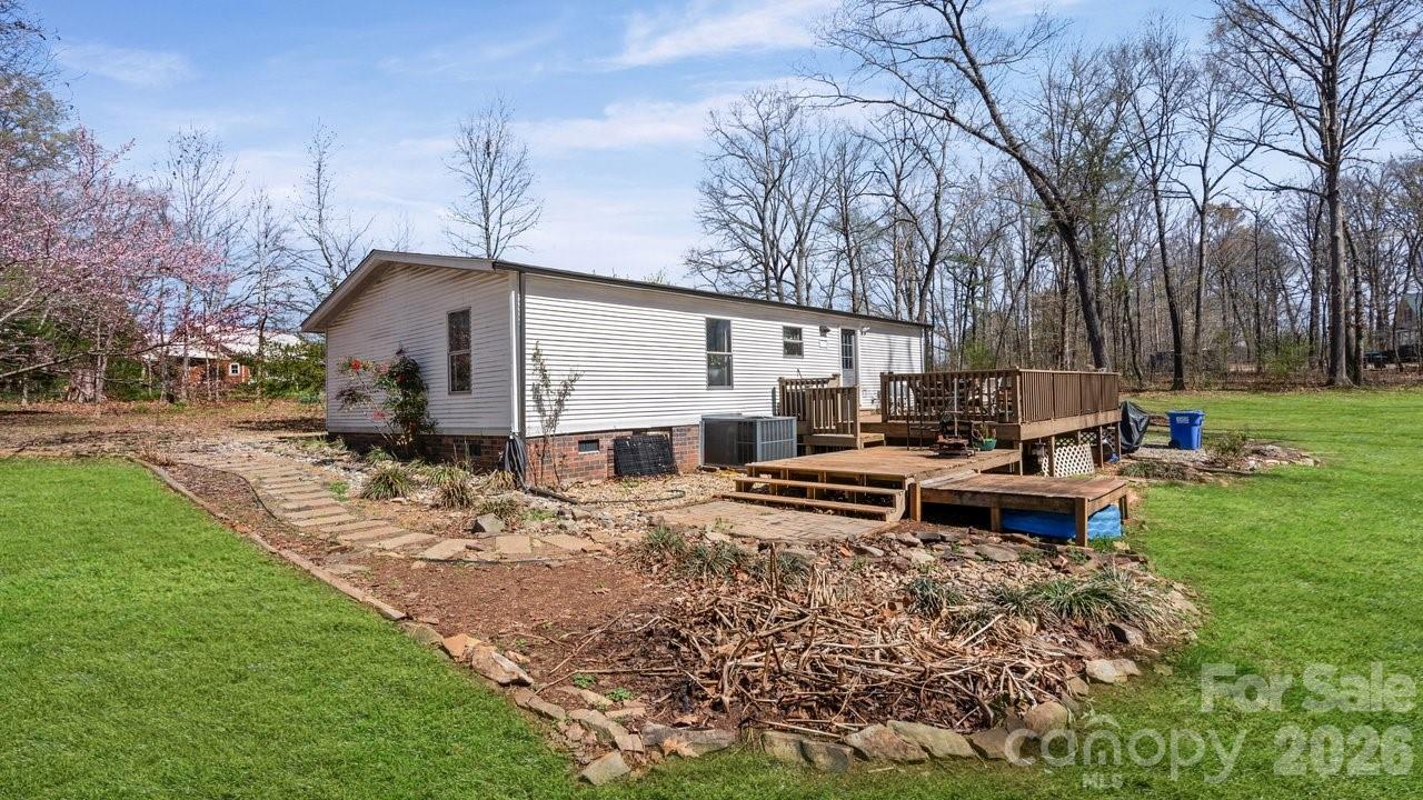 145 White Rock Farm Lane — Statesville