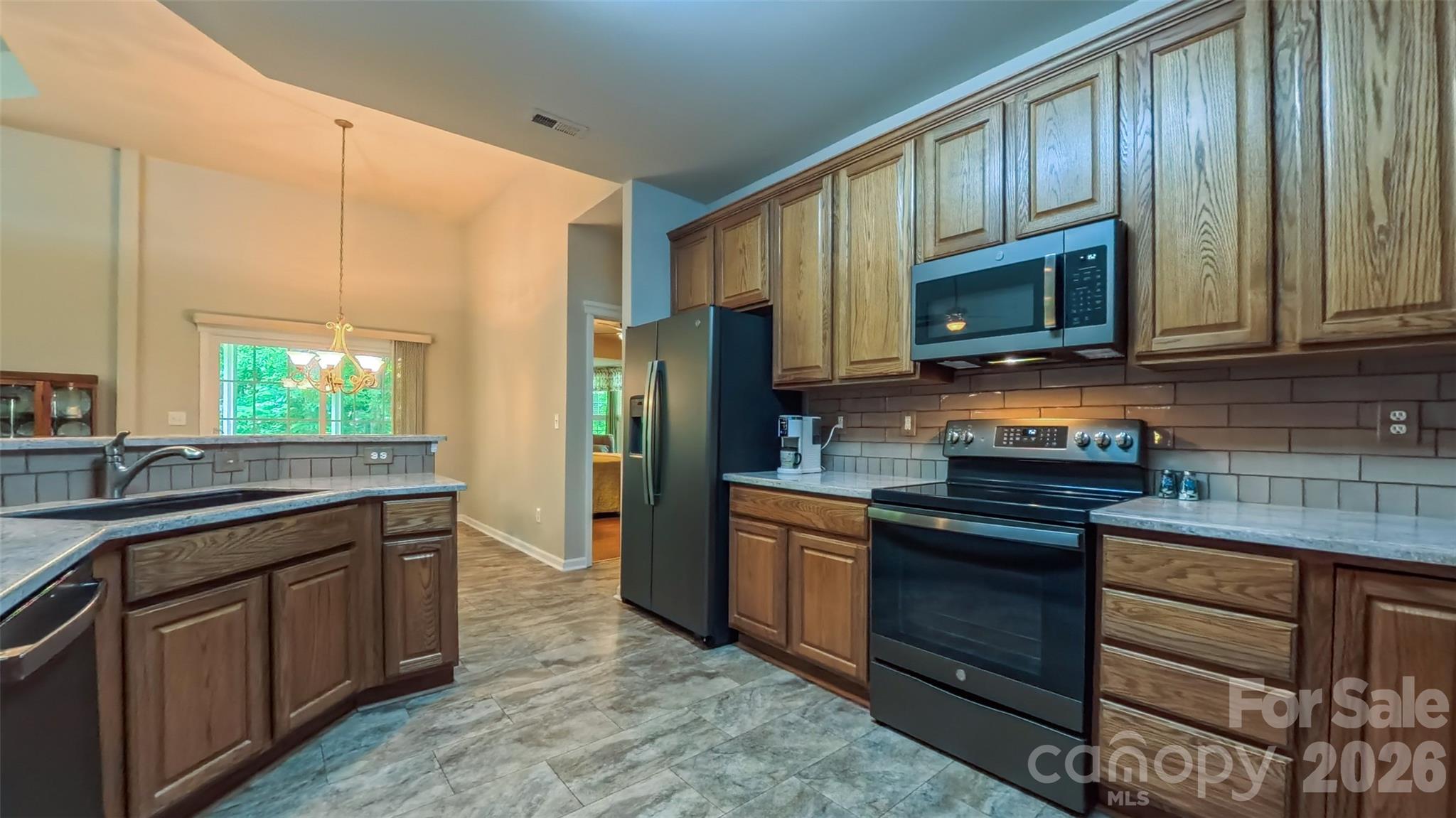 6855 Colonial Garden Drive — Huntersville