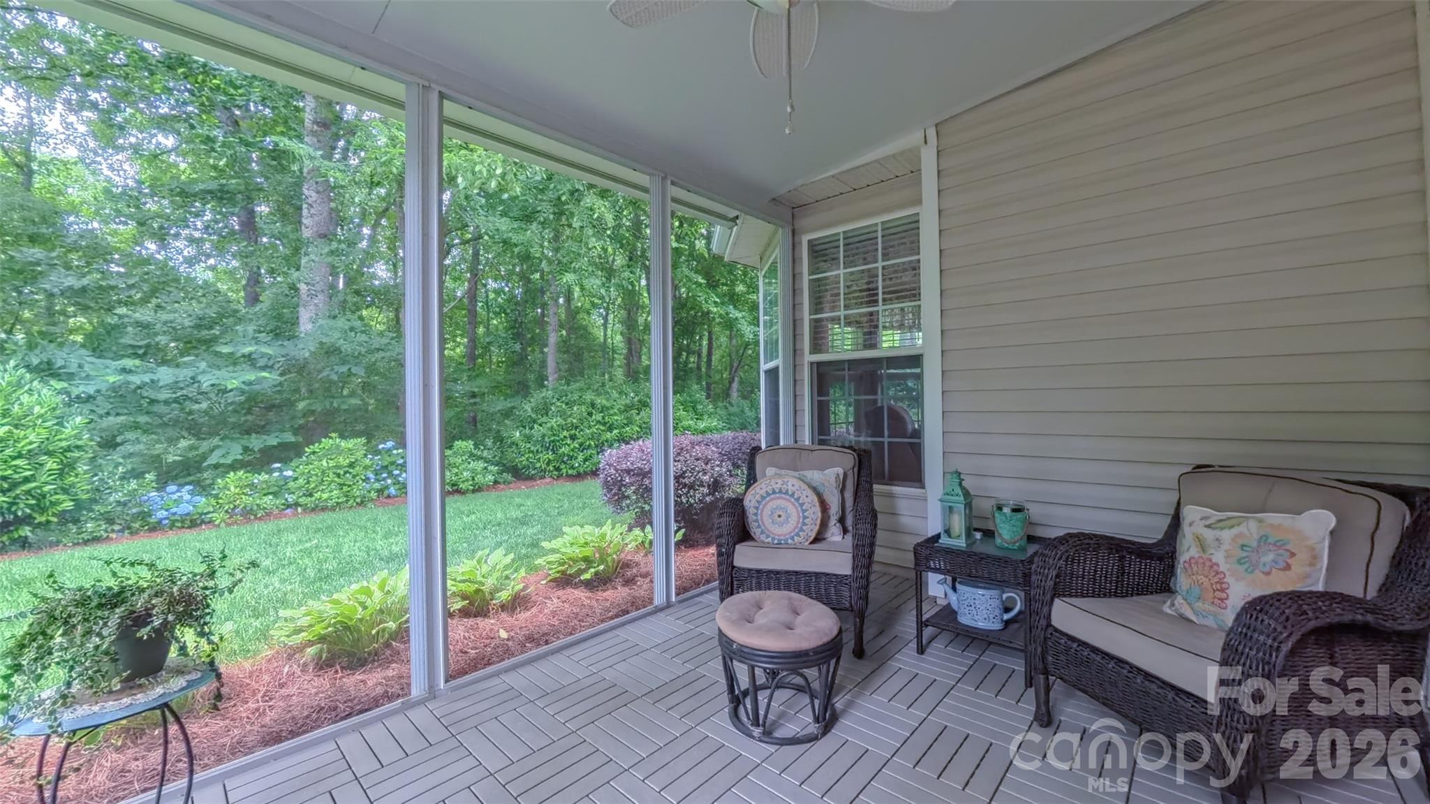 6855 Colonial Garden Drive — Huntersville