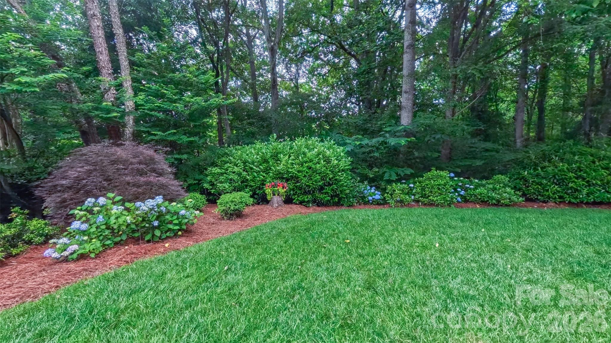 6855 Colonial Garden Drive — Huntersville