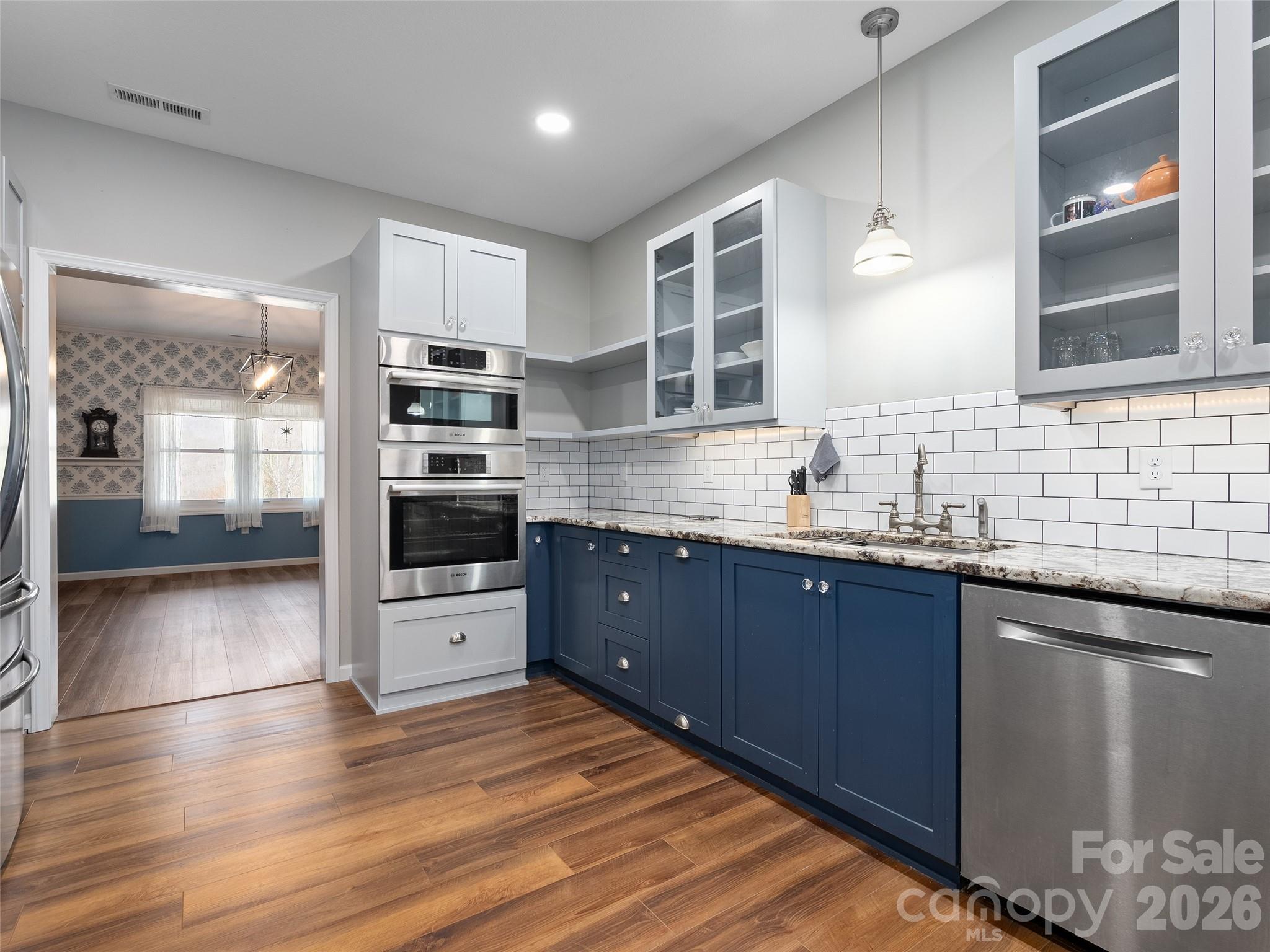 33 Freedom Drive — Waynesville