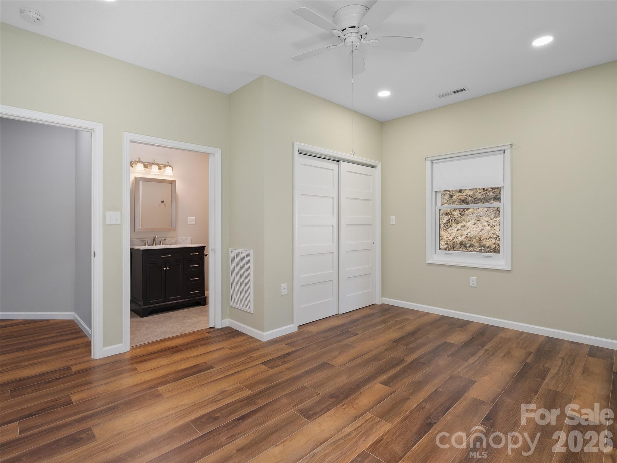 33 Freedom Drive — Waynesville