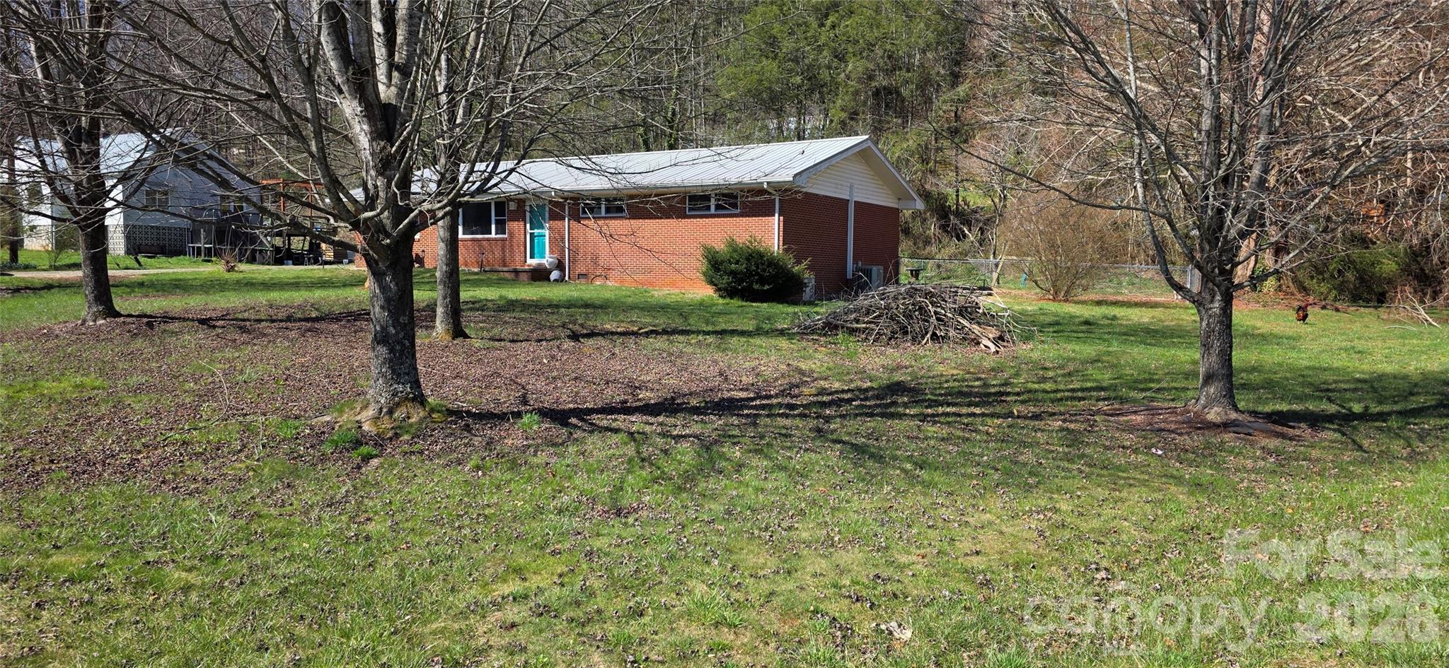 5661 Asheville Highway — Pisgah Forest