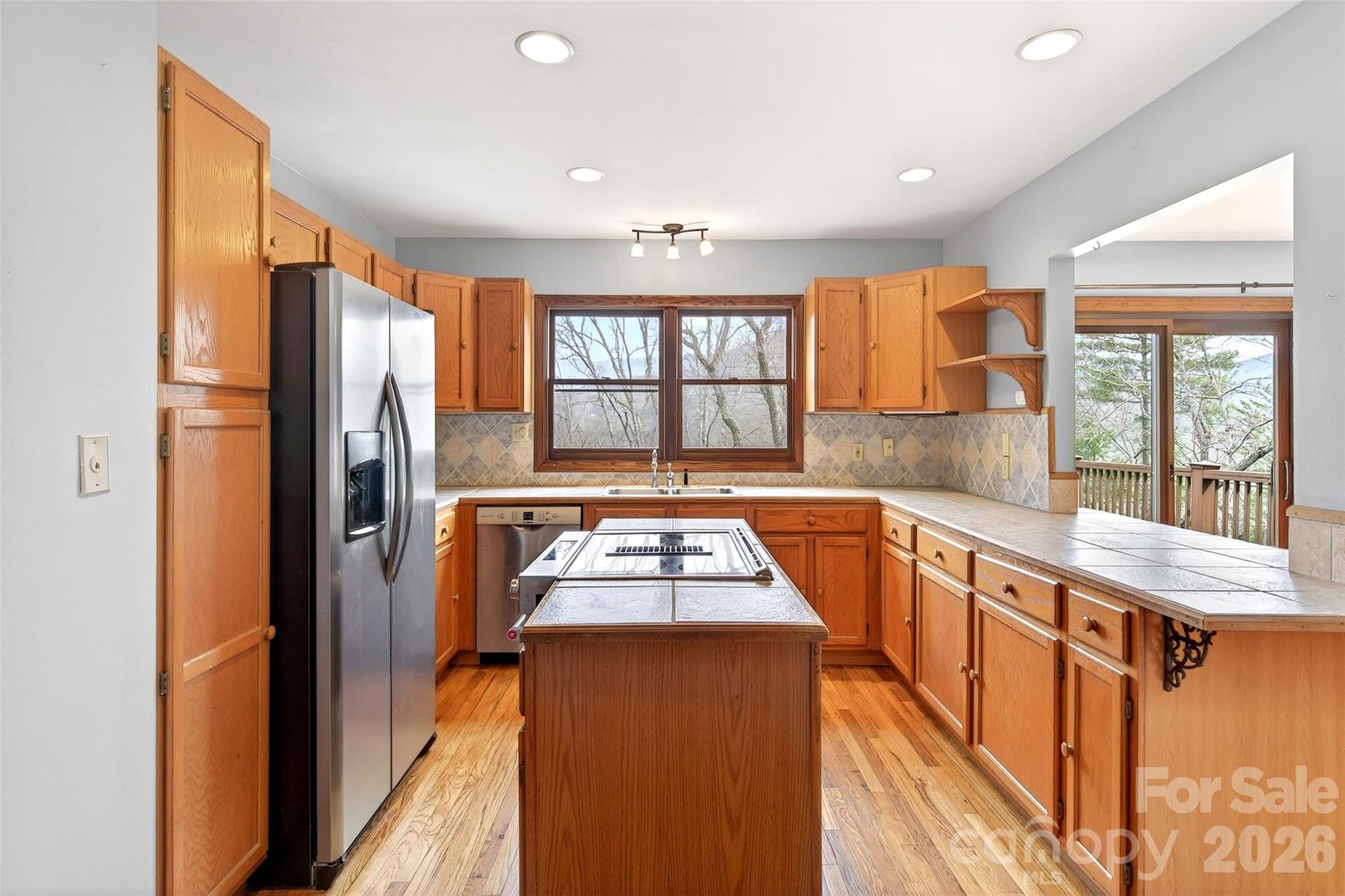 169 Hilltop Road — Black Mountain
