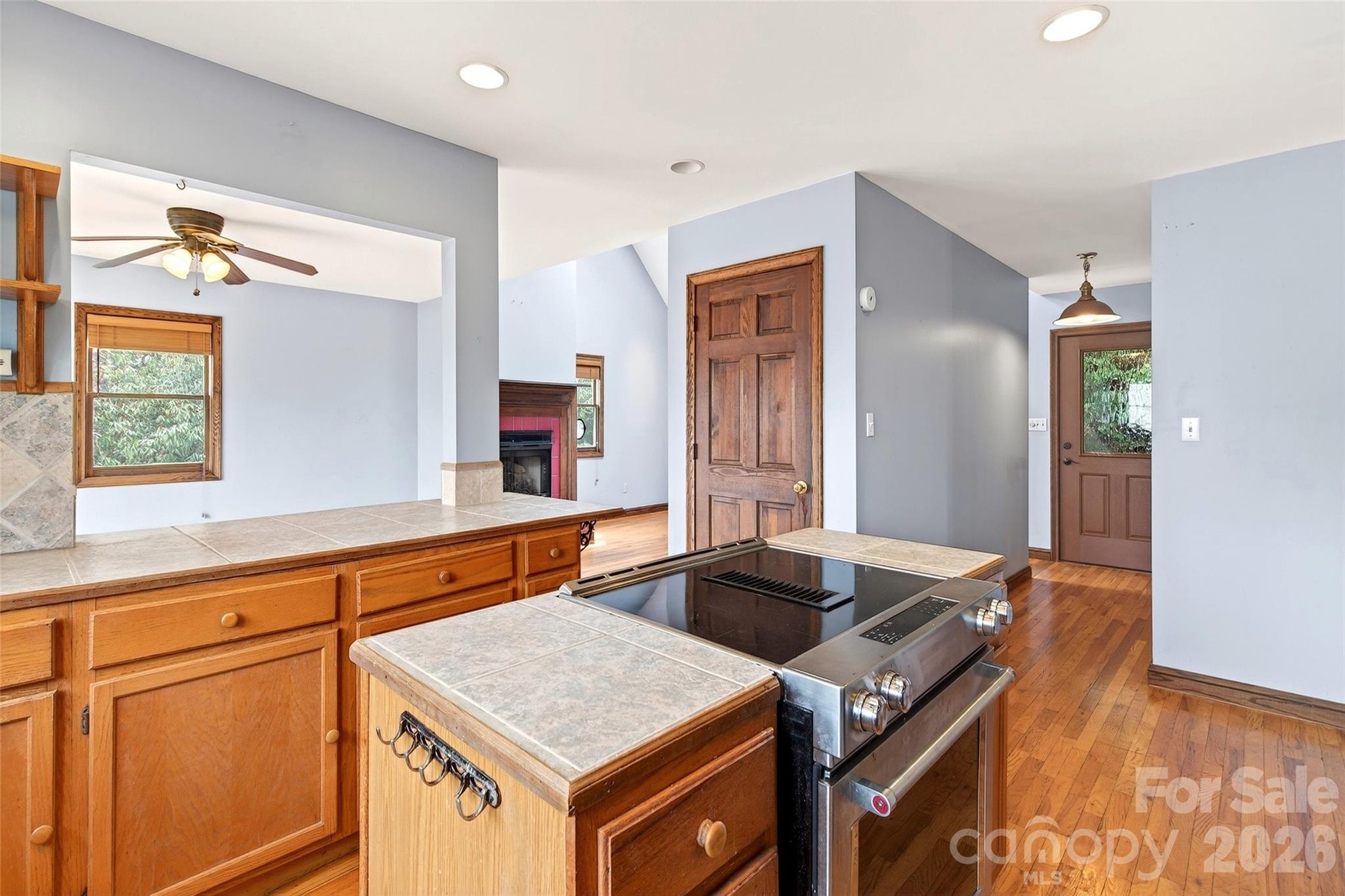 169 Hilltop Road — Black Mountain