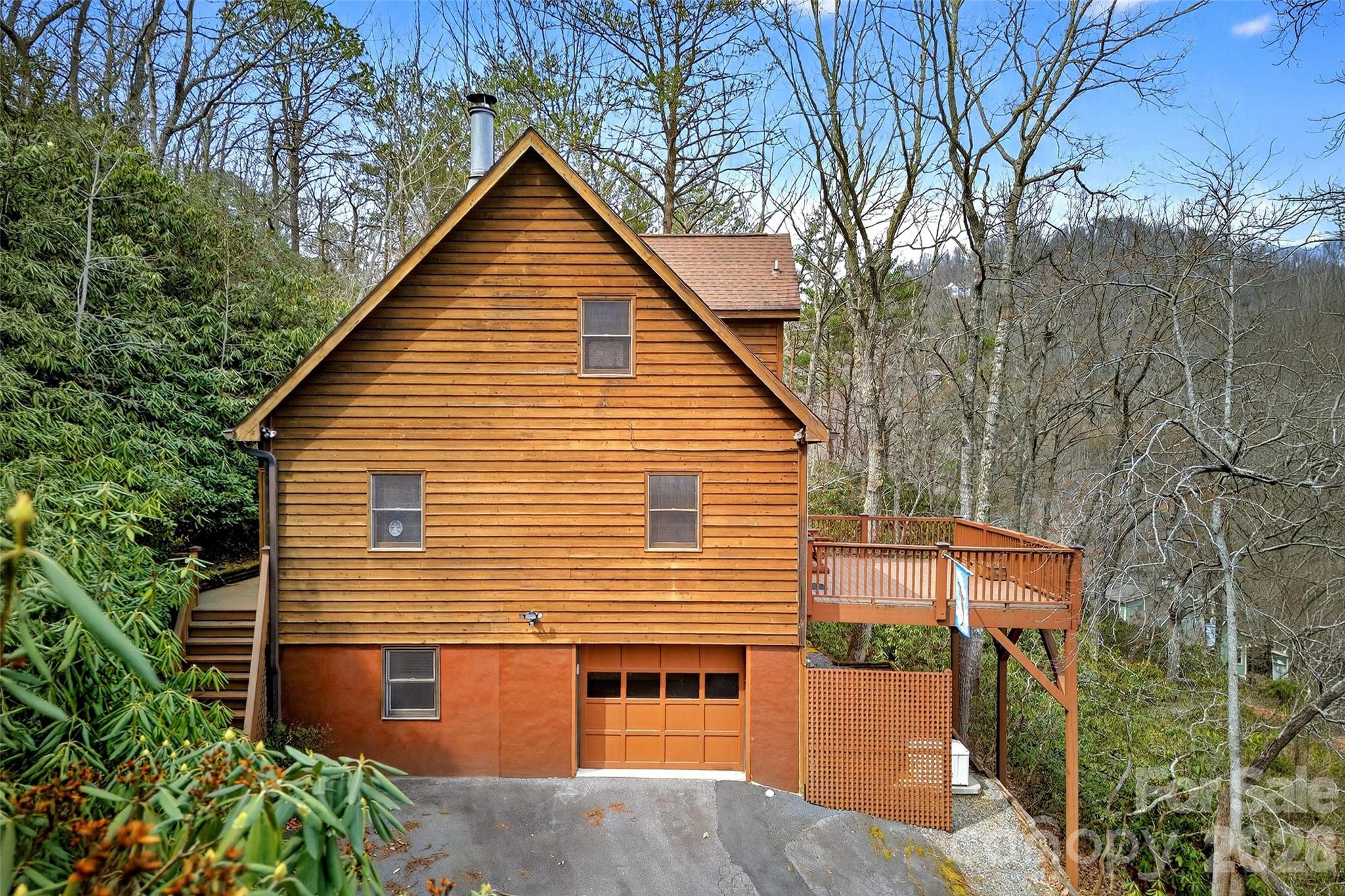 169 Hilltop Road — Black Mountain