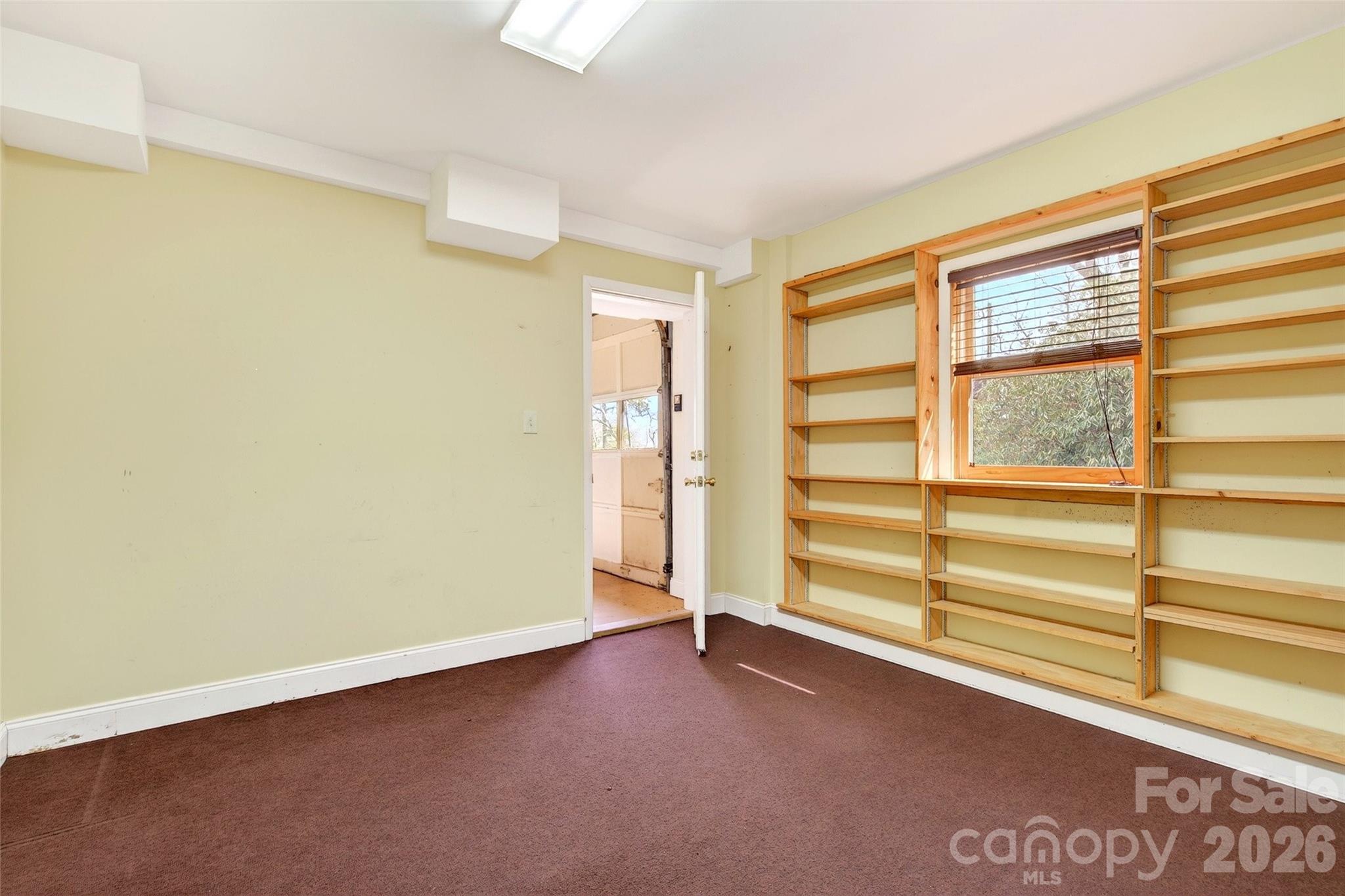 169 Hilltop Road — Black Mountain