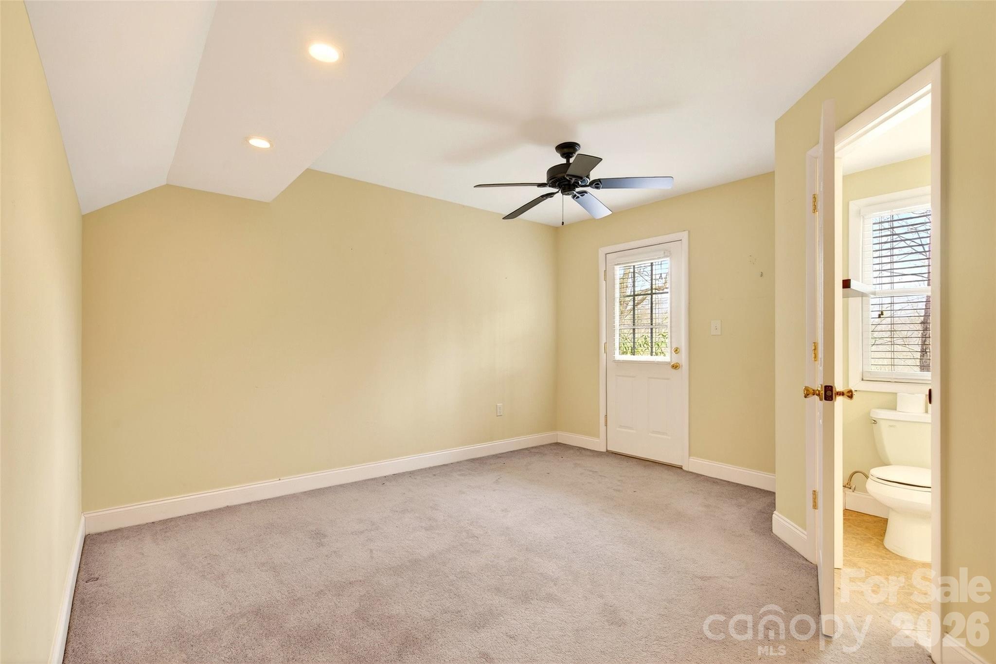 169 Hilltop Road — Black Mountain