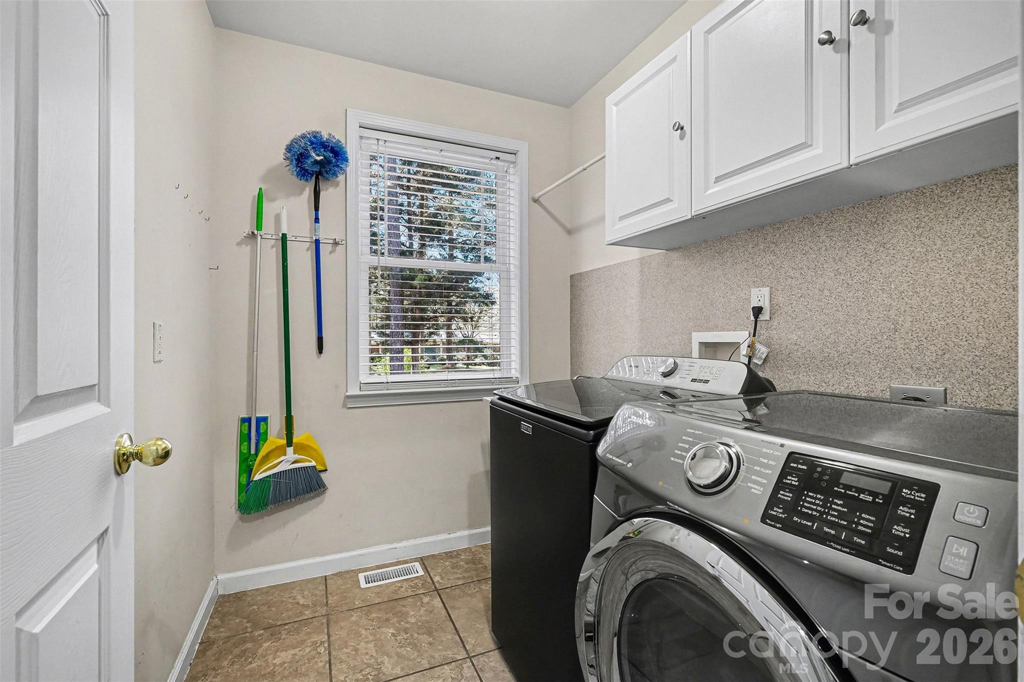 1156 Nixon Heights Lane — Denver