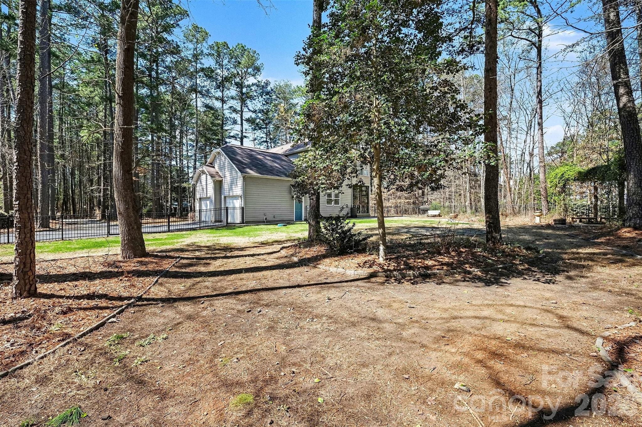 1156 Nixon Heights Lane — Denver