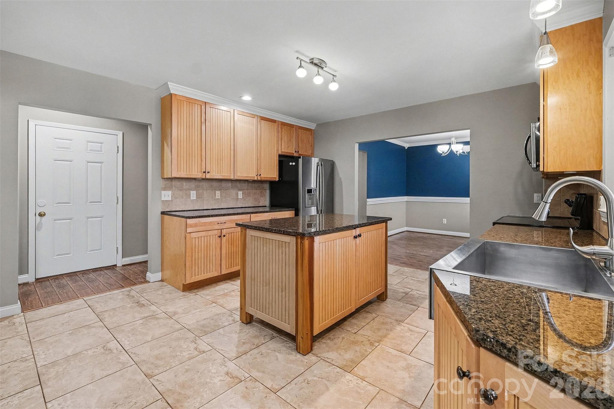 1156 Nixon Heights Lane — Denver