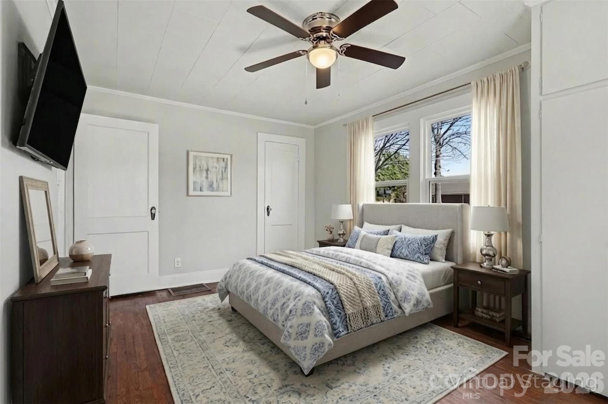 2407 4th Street NE — Hickory