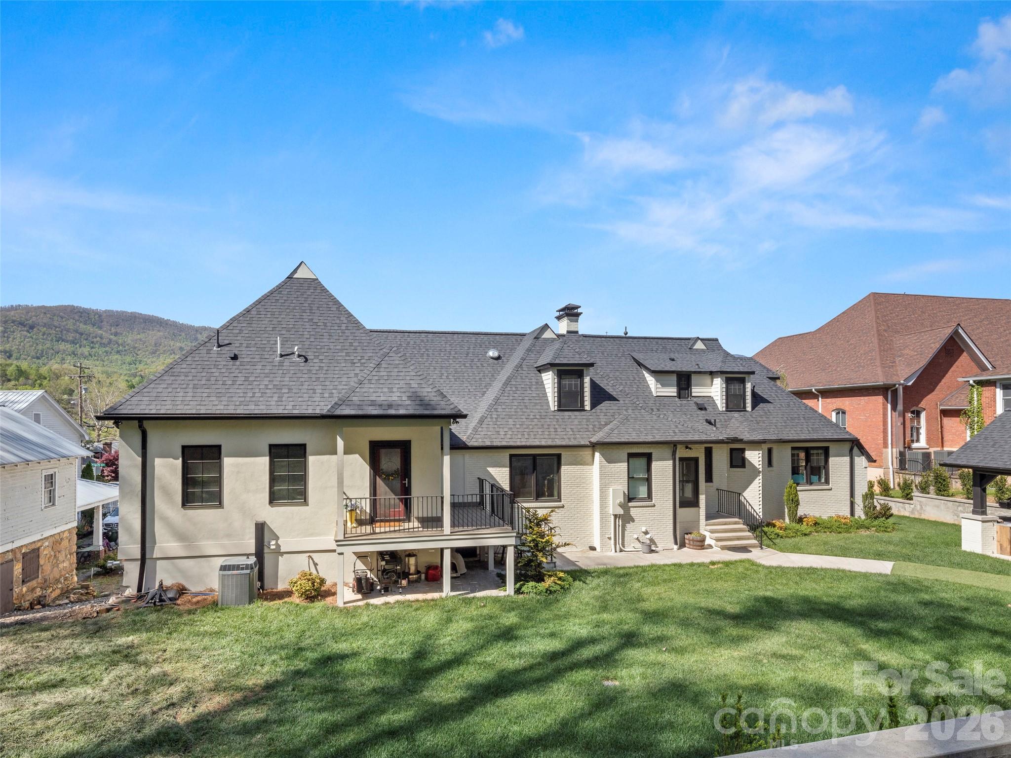 117 Jackson Street — Sylva