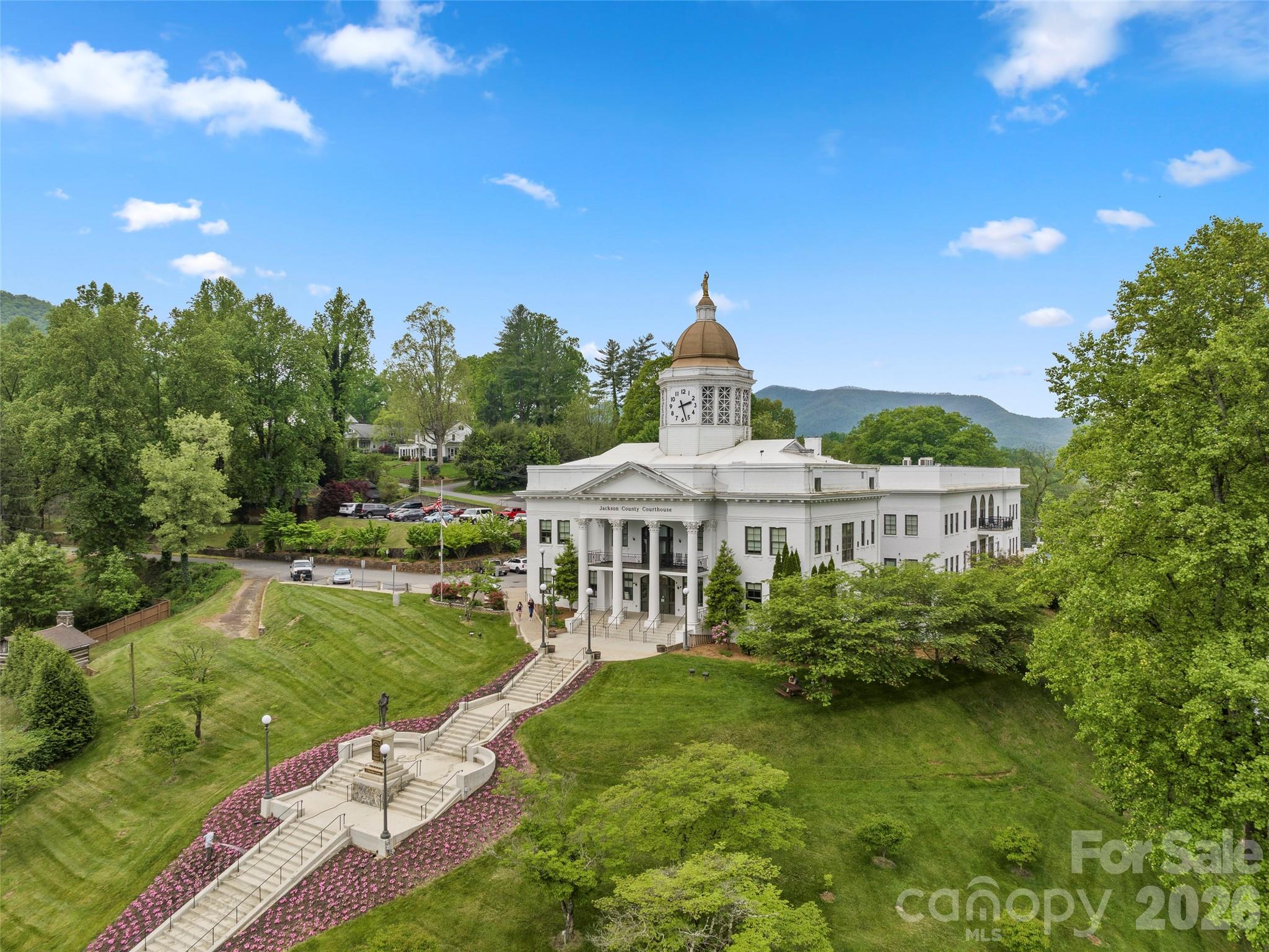 117 Jackson Street — Sylva