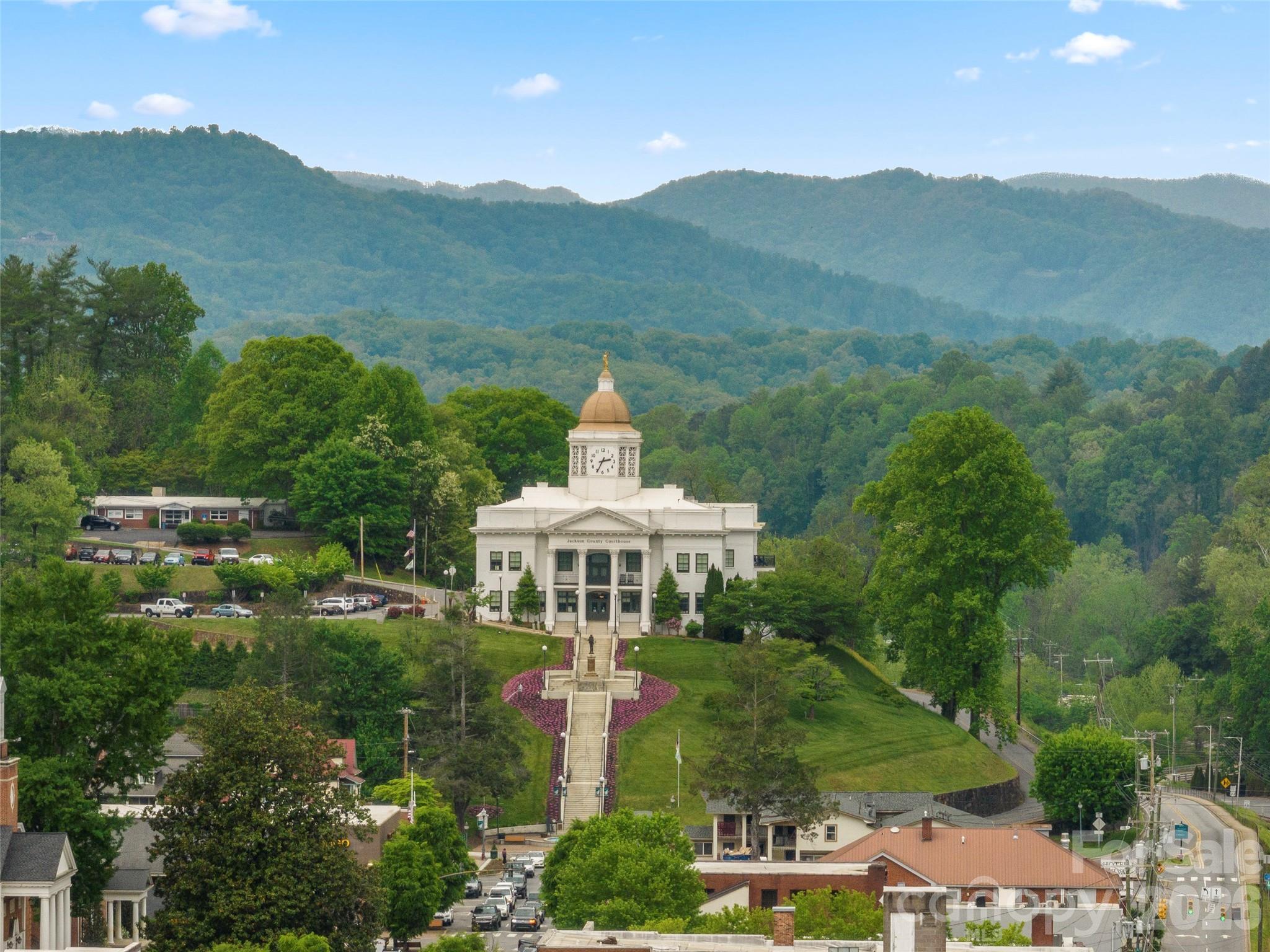 117 Jackson Street — Sylva