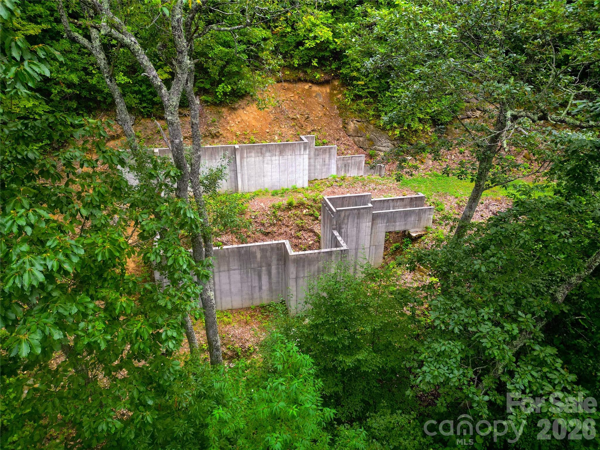 301 Awohali Trail — Maggie Valley