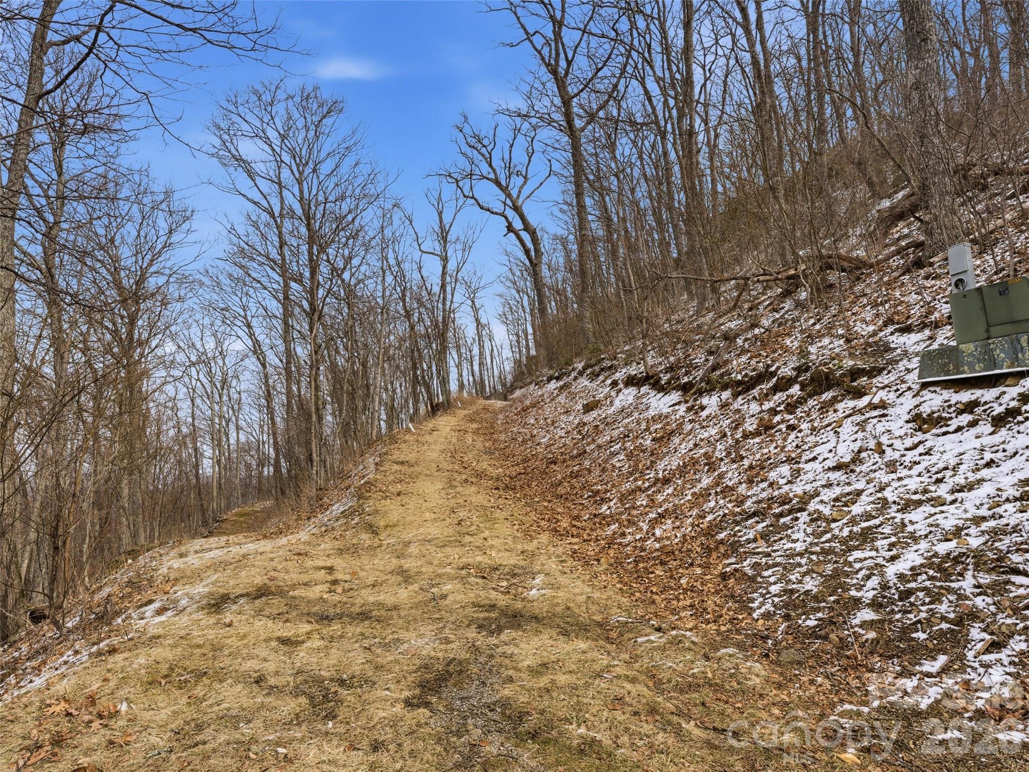 301 Awohali Trail — Maggie Valley