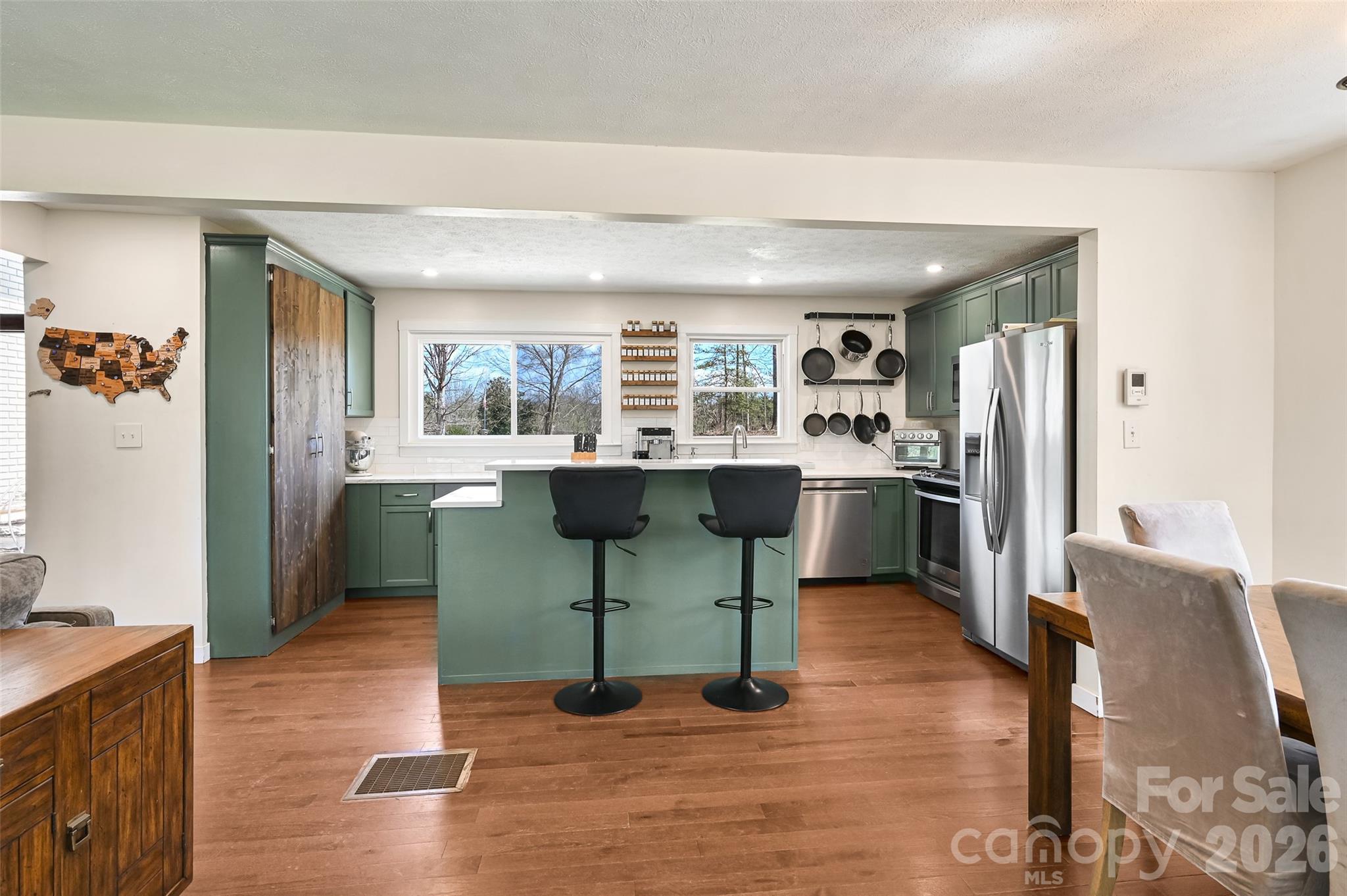 46 Mountain View Drive — Arden