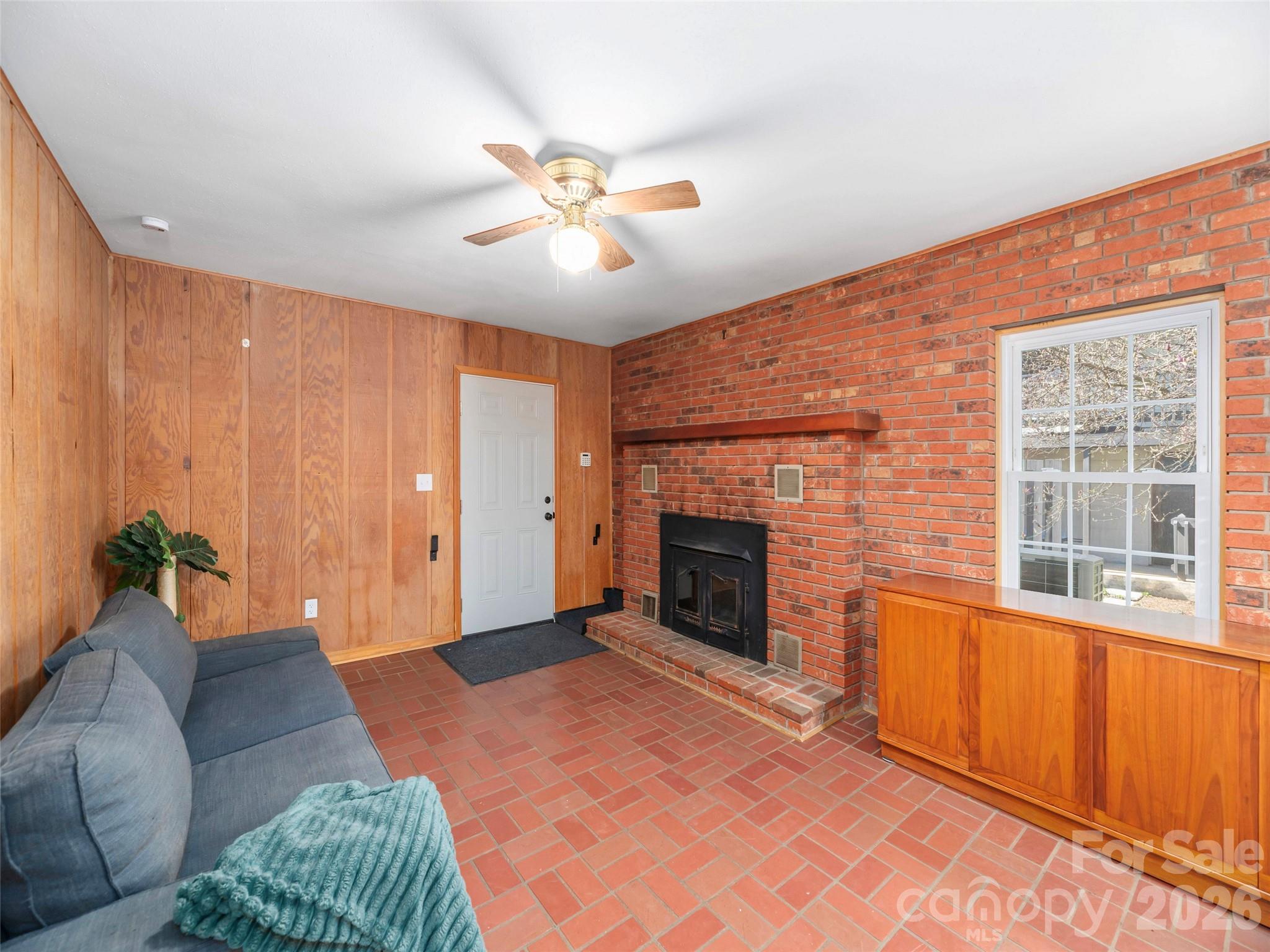 20 Zemery Lane — Waynesville