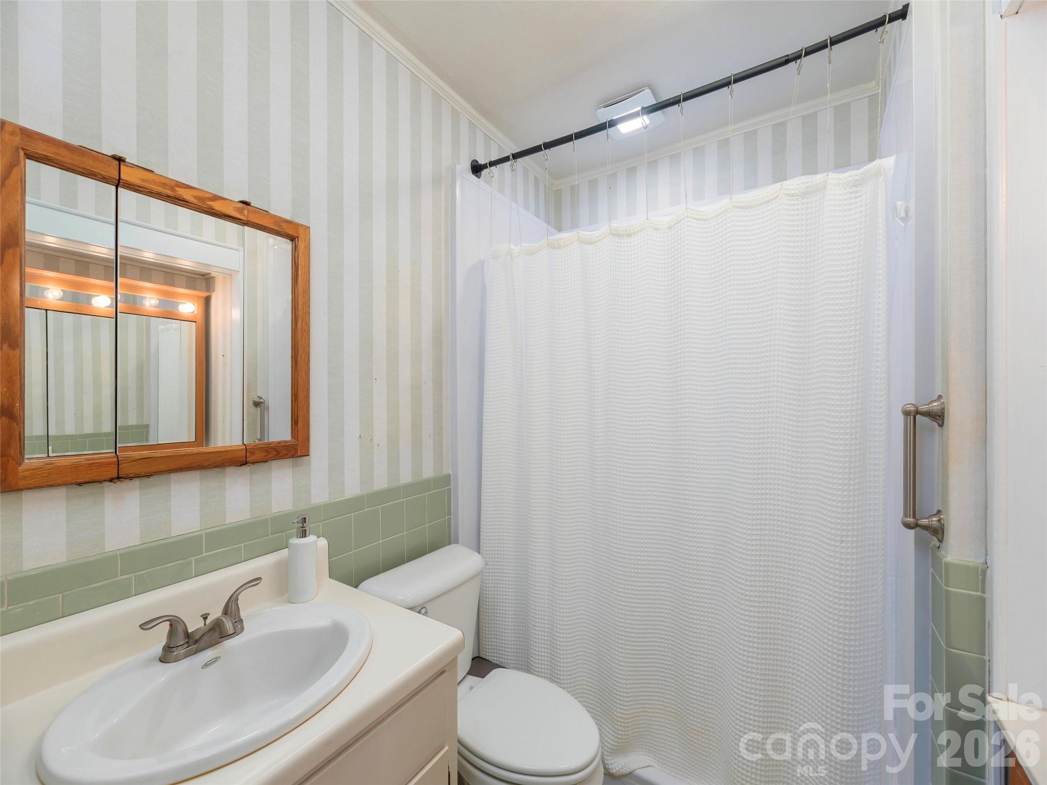 20 Zemery Lane — Waynesville