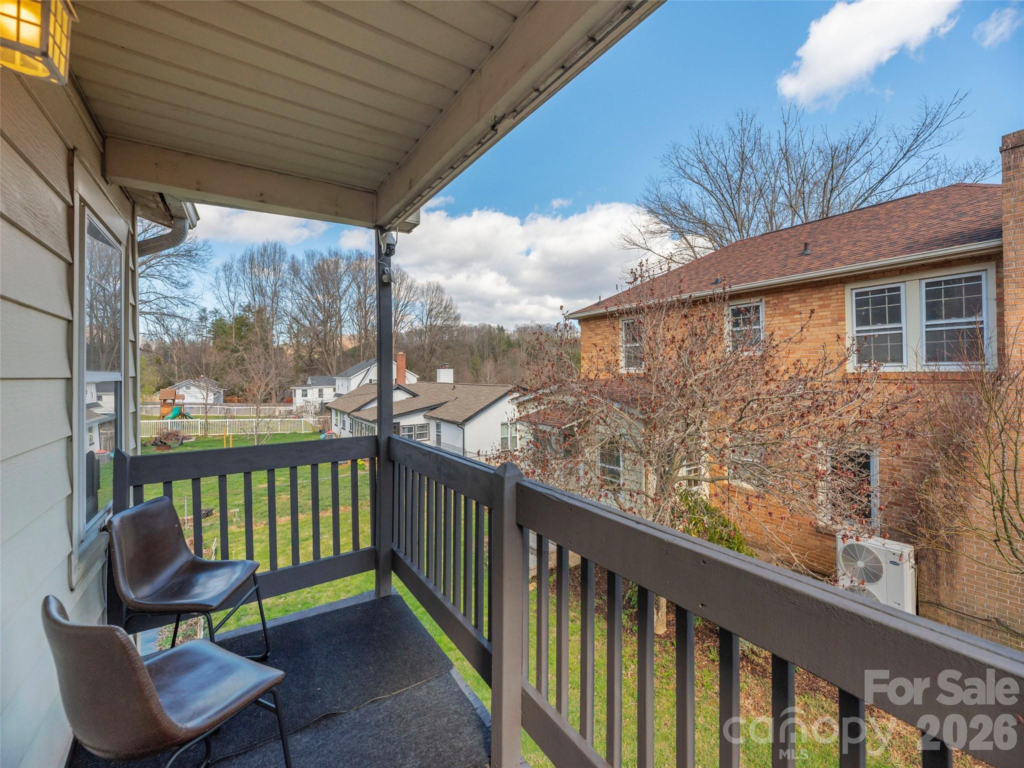 20 Zemery Lane — Waynesville