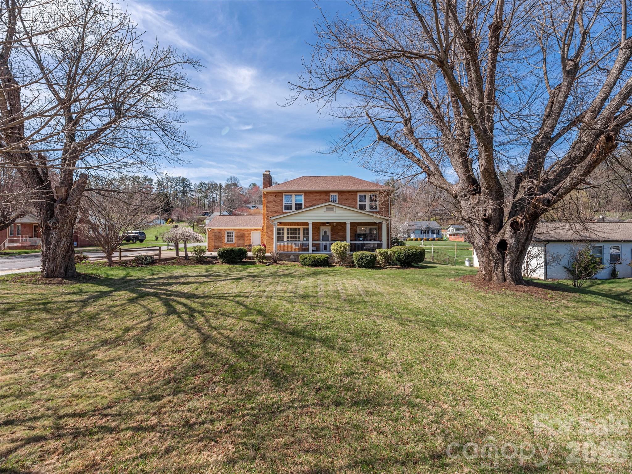 20 Zemery Lane — Waynesville