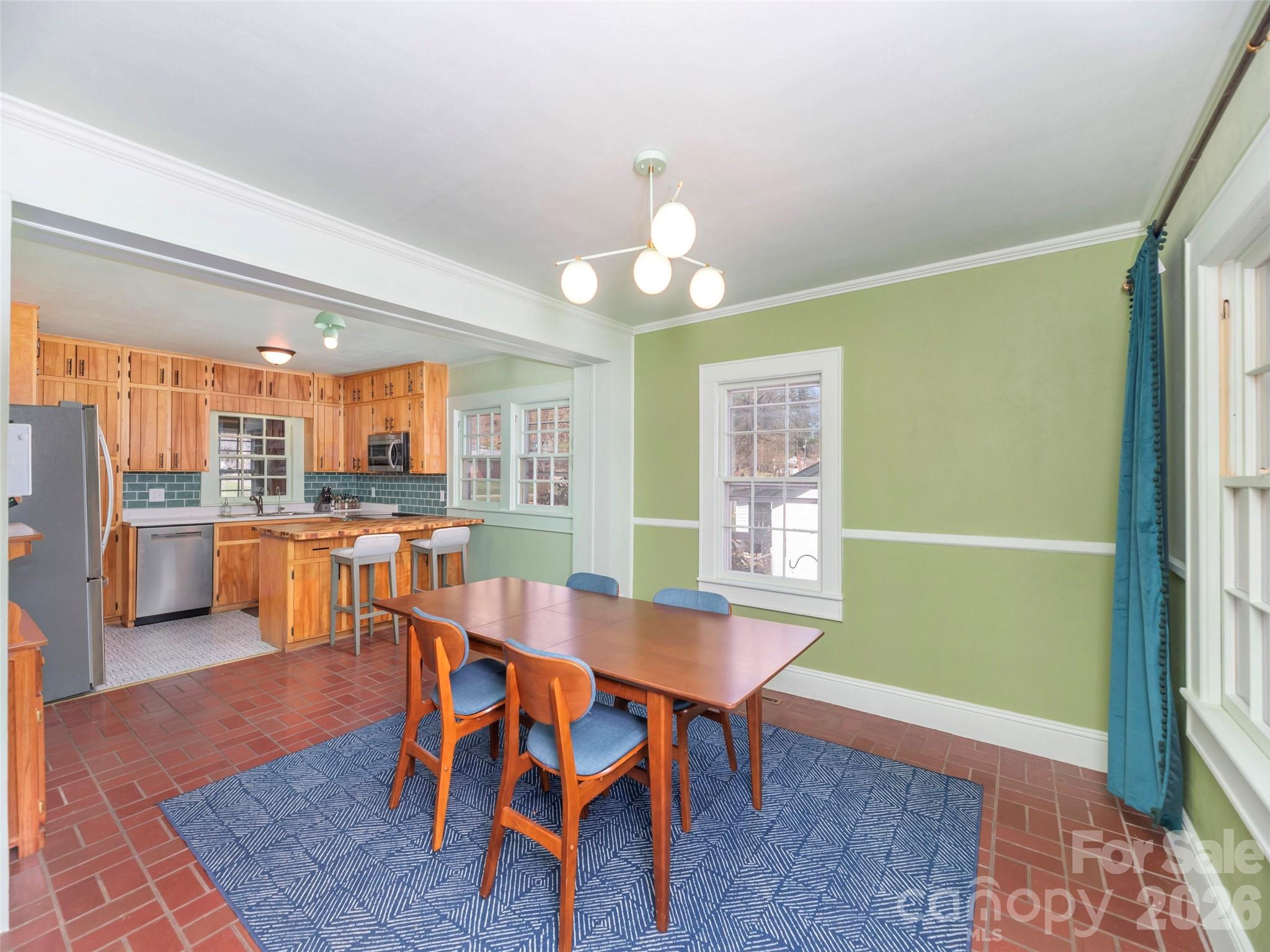 20 Zemery Lane — Waynesville