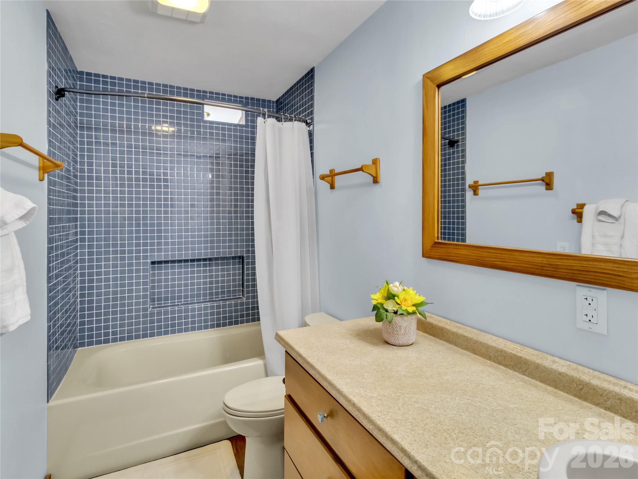 177 Laurel Lane — Otto