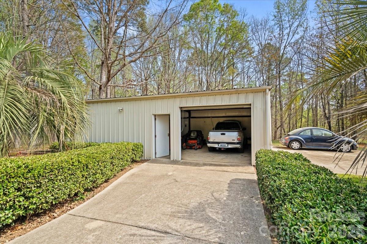 299 Fairway Lane — Pageland