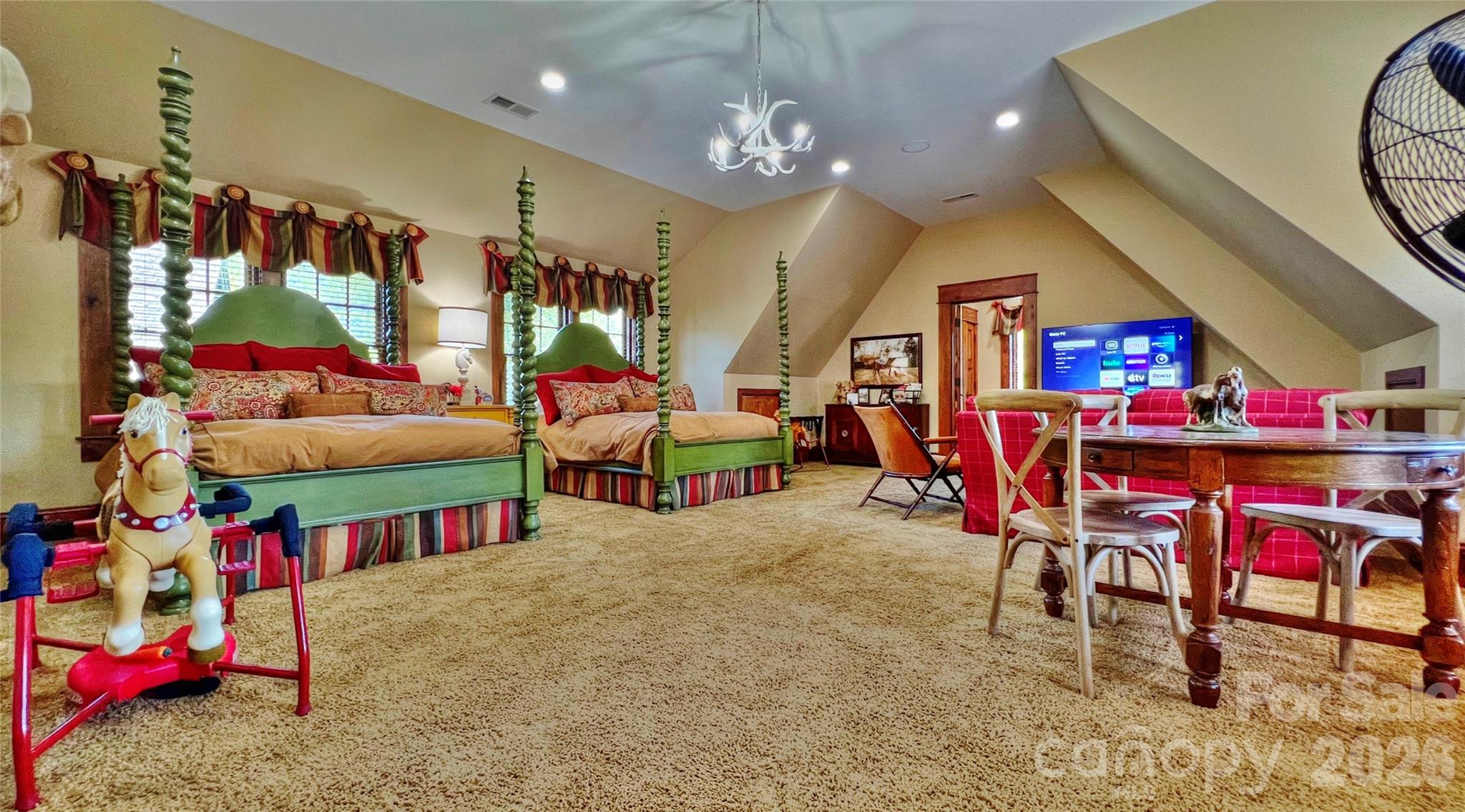 538 Chestertown Drive — Mill Spring