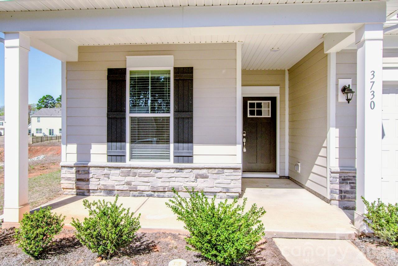 3730 Berry Drive — Terrell