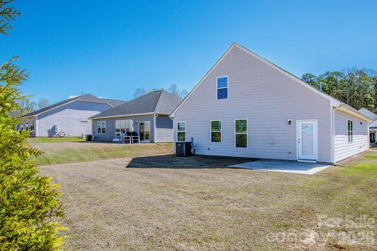 3730 Berry Drive — Terrell