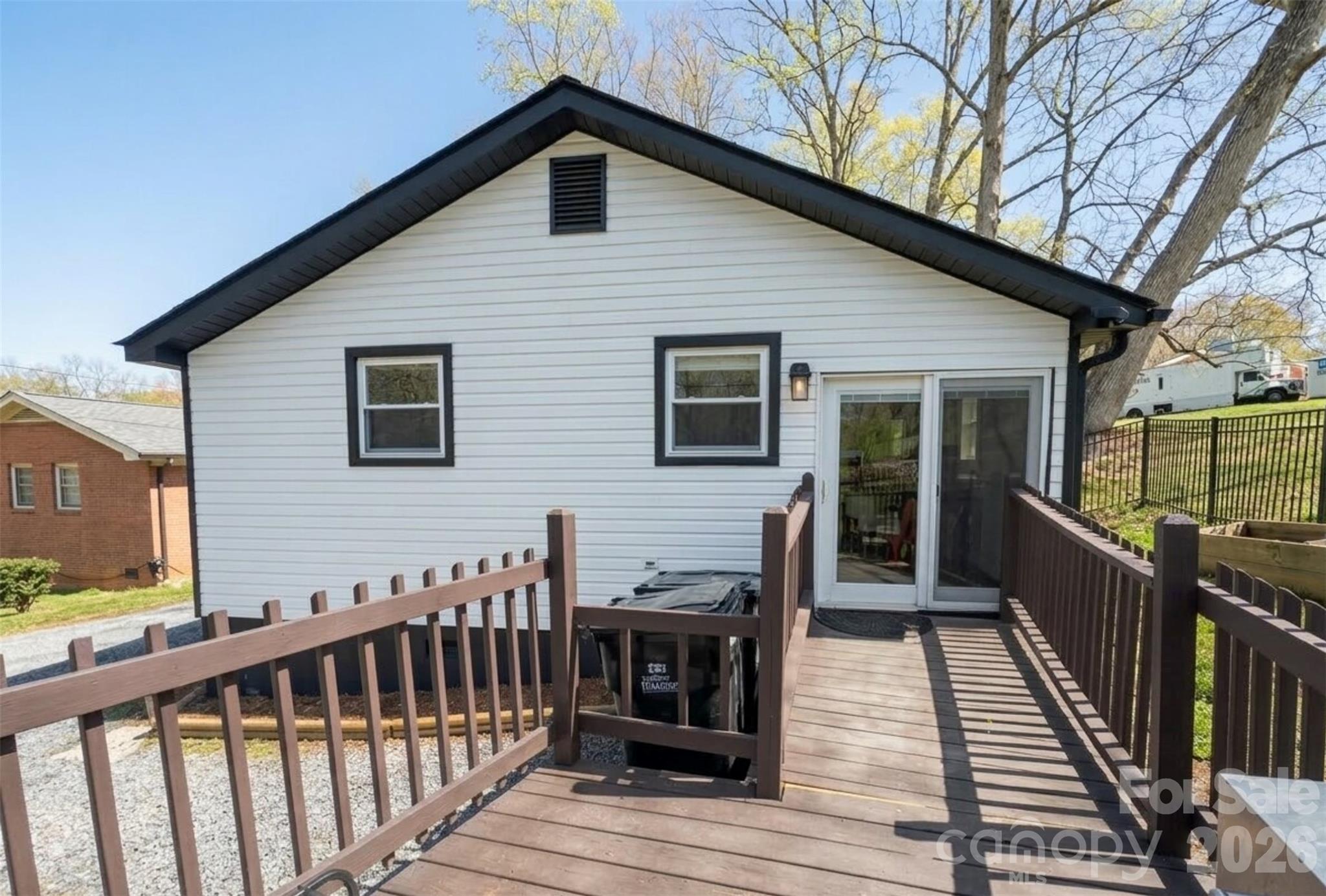 443 Brandon Street — Davidson