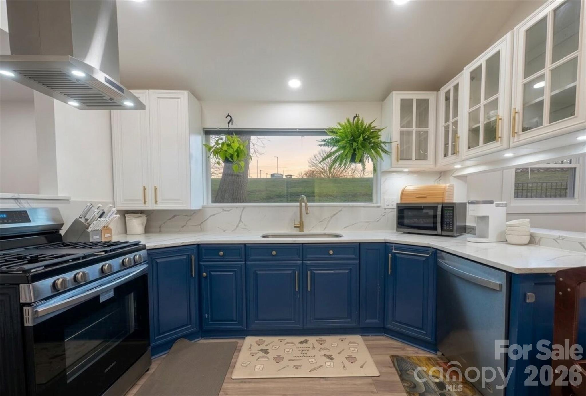 443 Brandon Street — Davidson