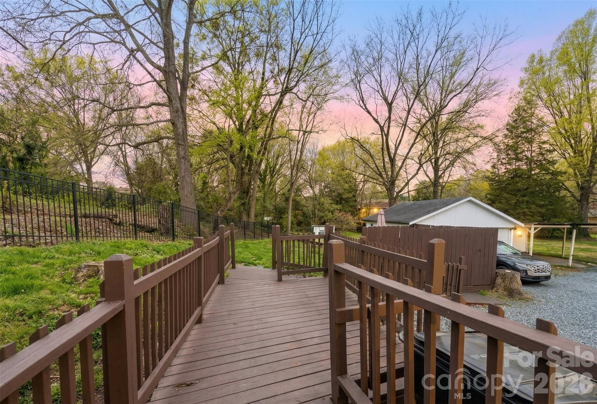 443 Brandon Street — Davidson