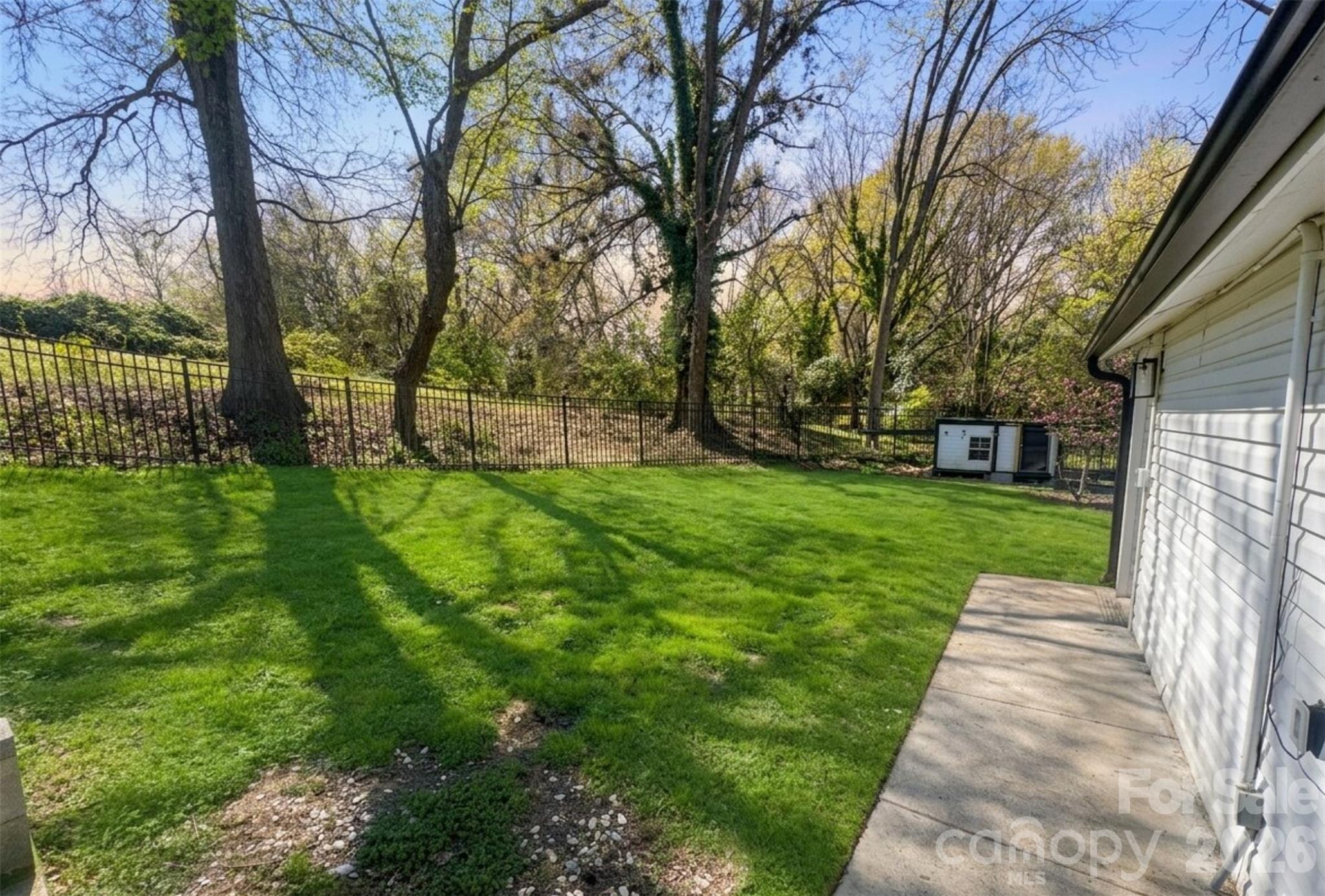 443 Brandon Street — Davidson