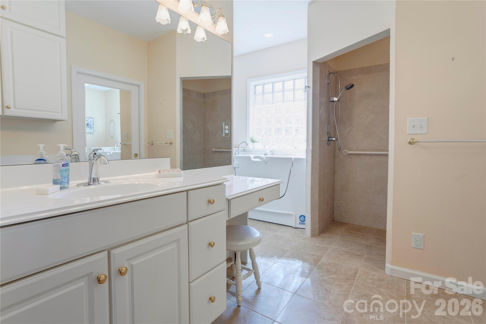 580 Gatsby Place NW — Concord